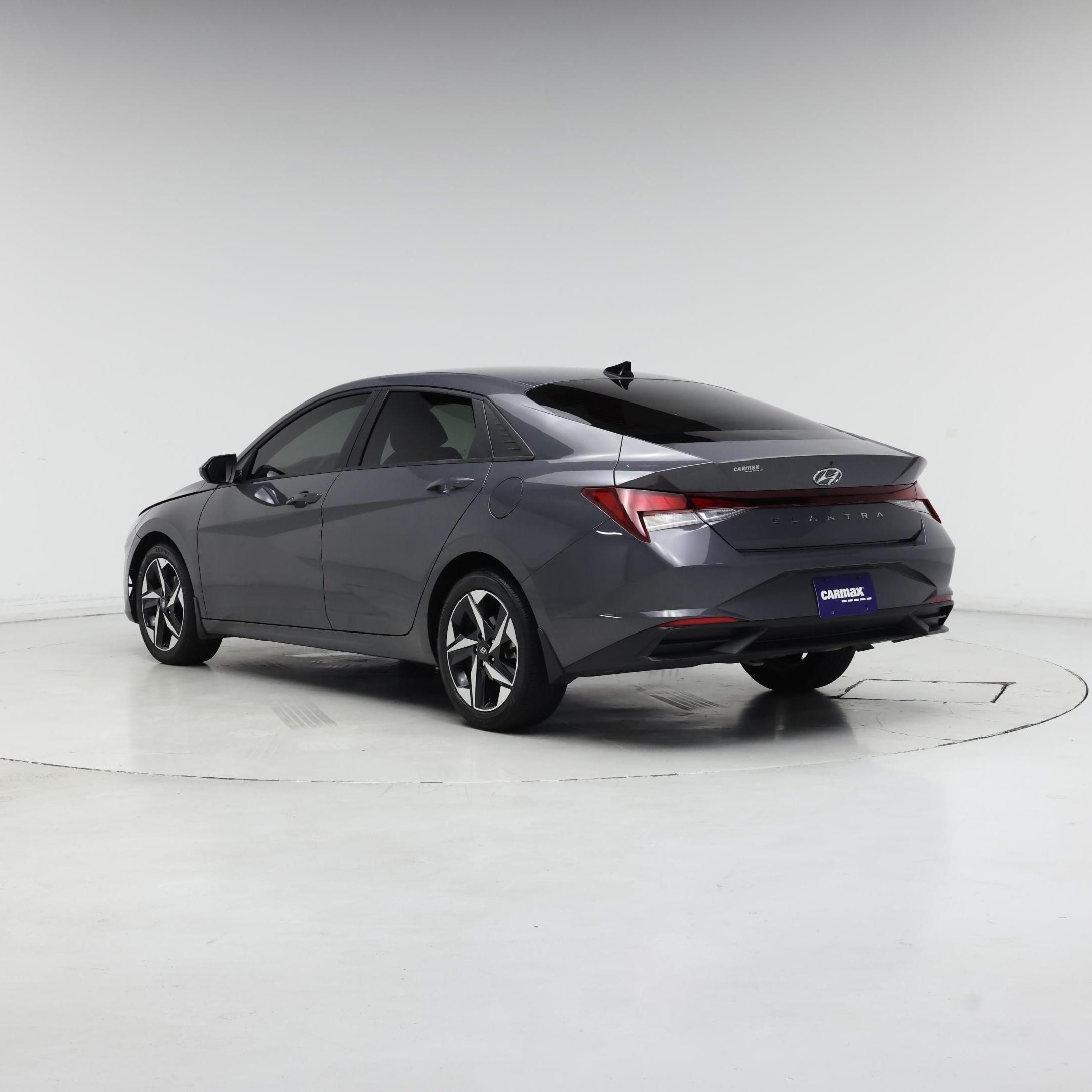 Thumbnail: 2023 Hyundai Elantra - 2