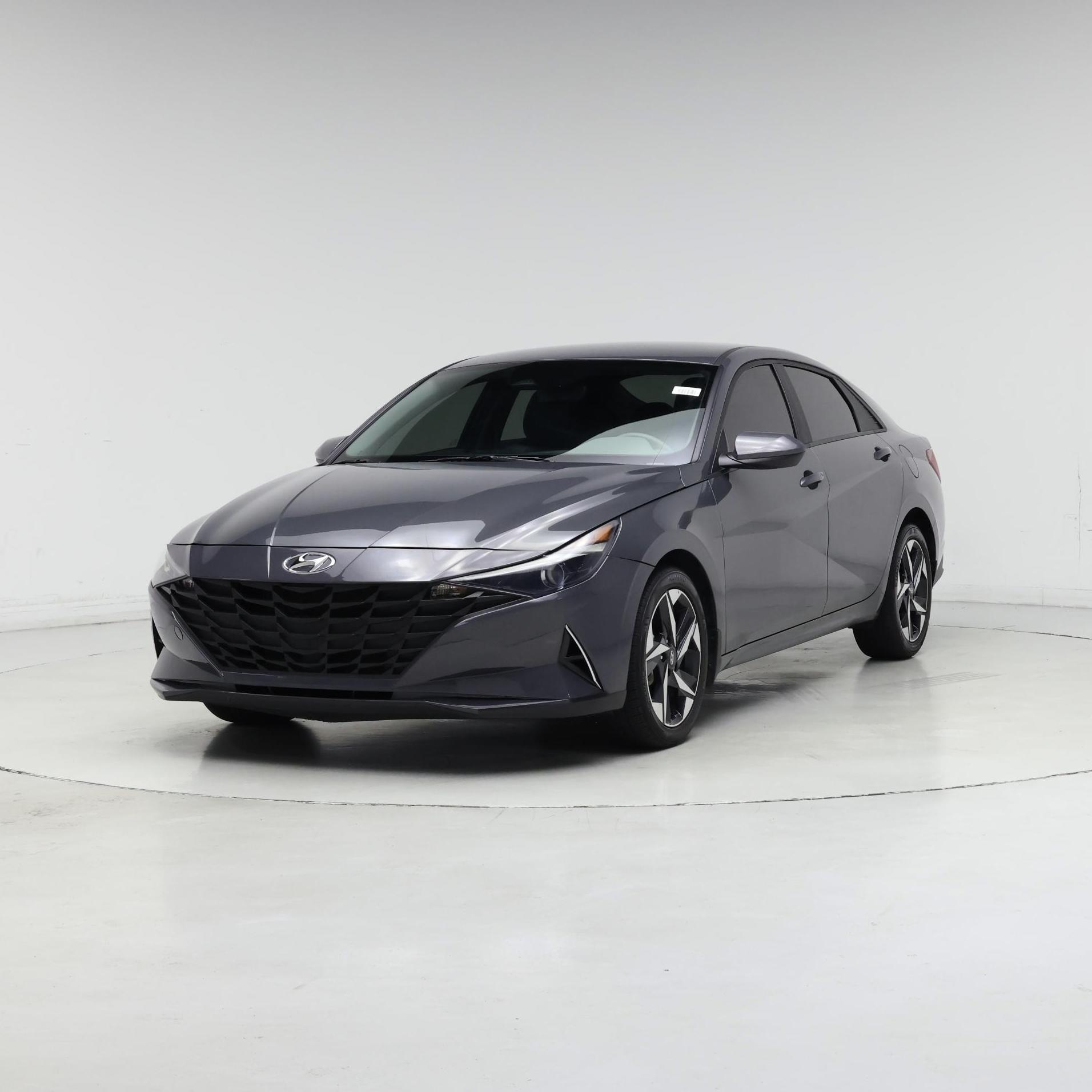 Thumbnail: 2023 Hyundai Elantra - 4