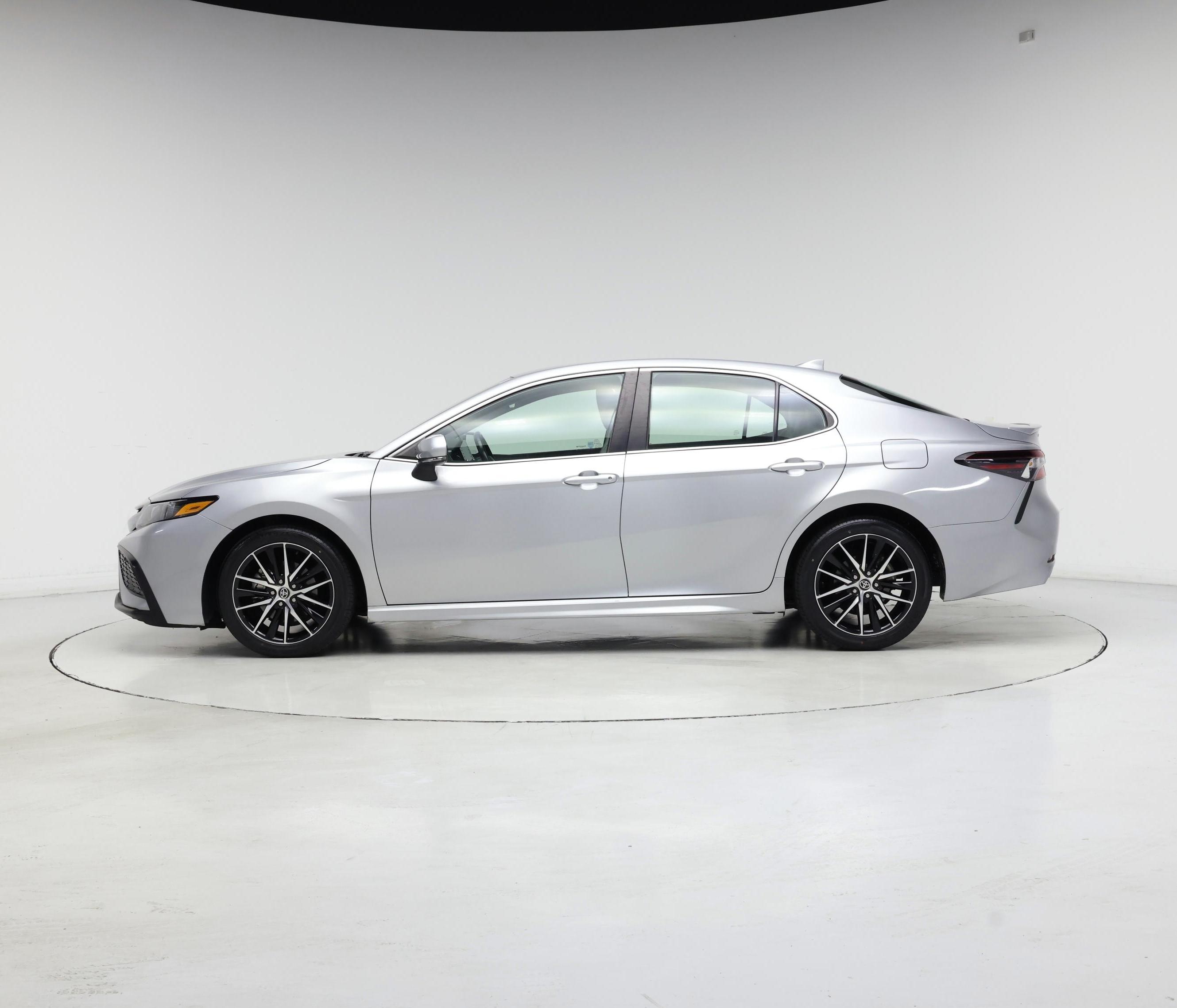 Thumbnail: 2023 Toyota Camry - 3