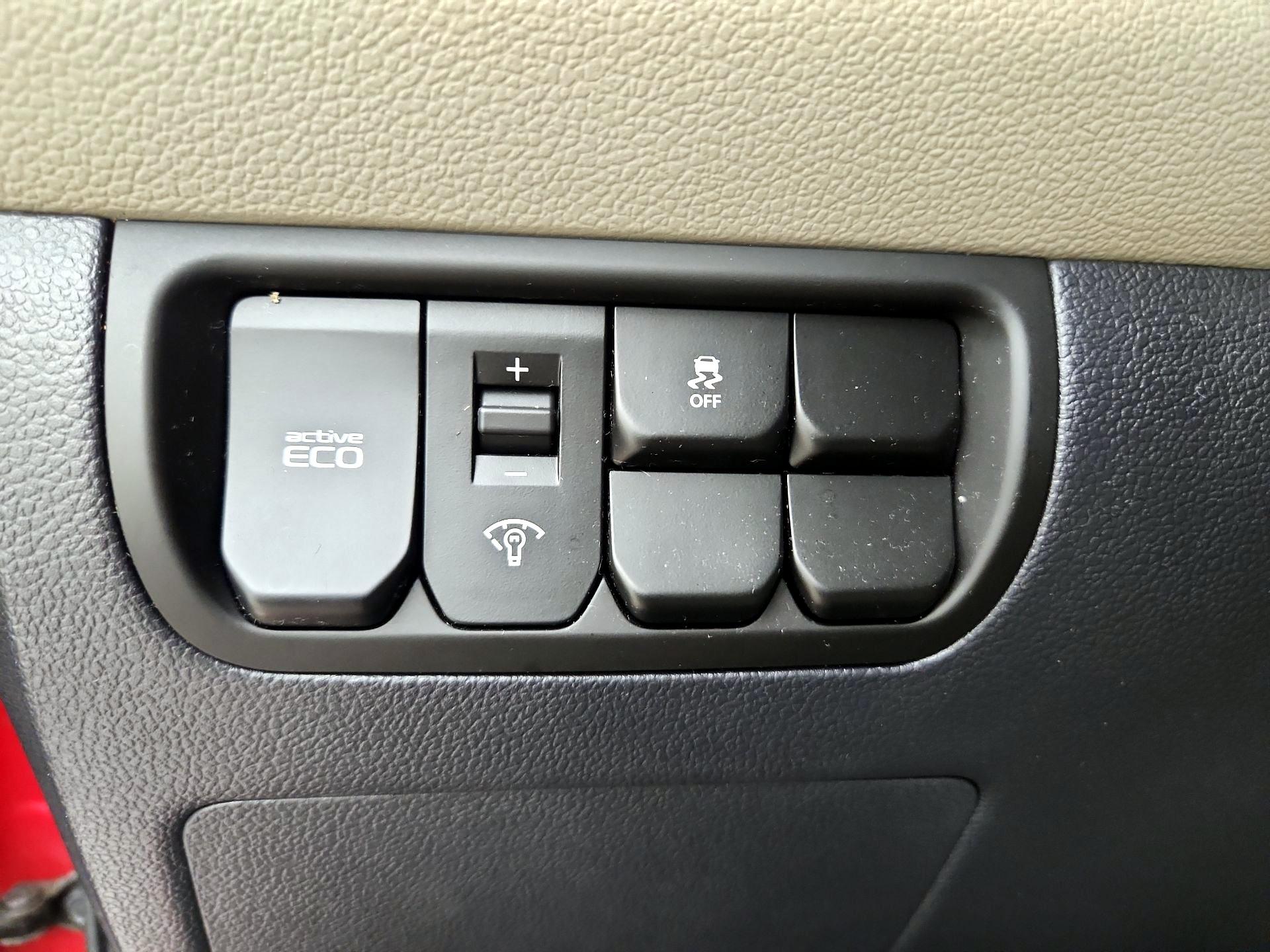 Thumbnail: 2017 Kia Rio - 13