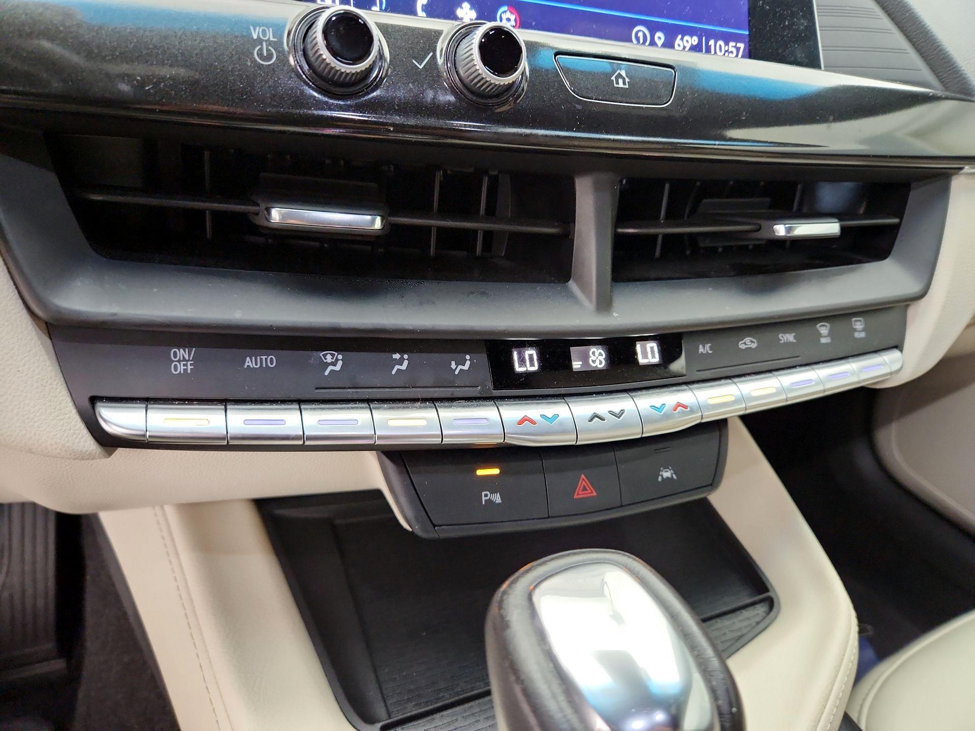 Thumbnail: 2024 Cadillac CT4 - 16
