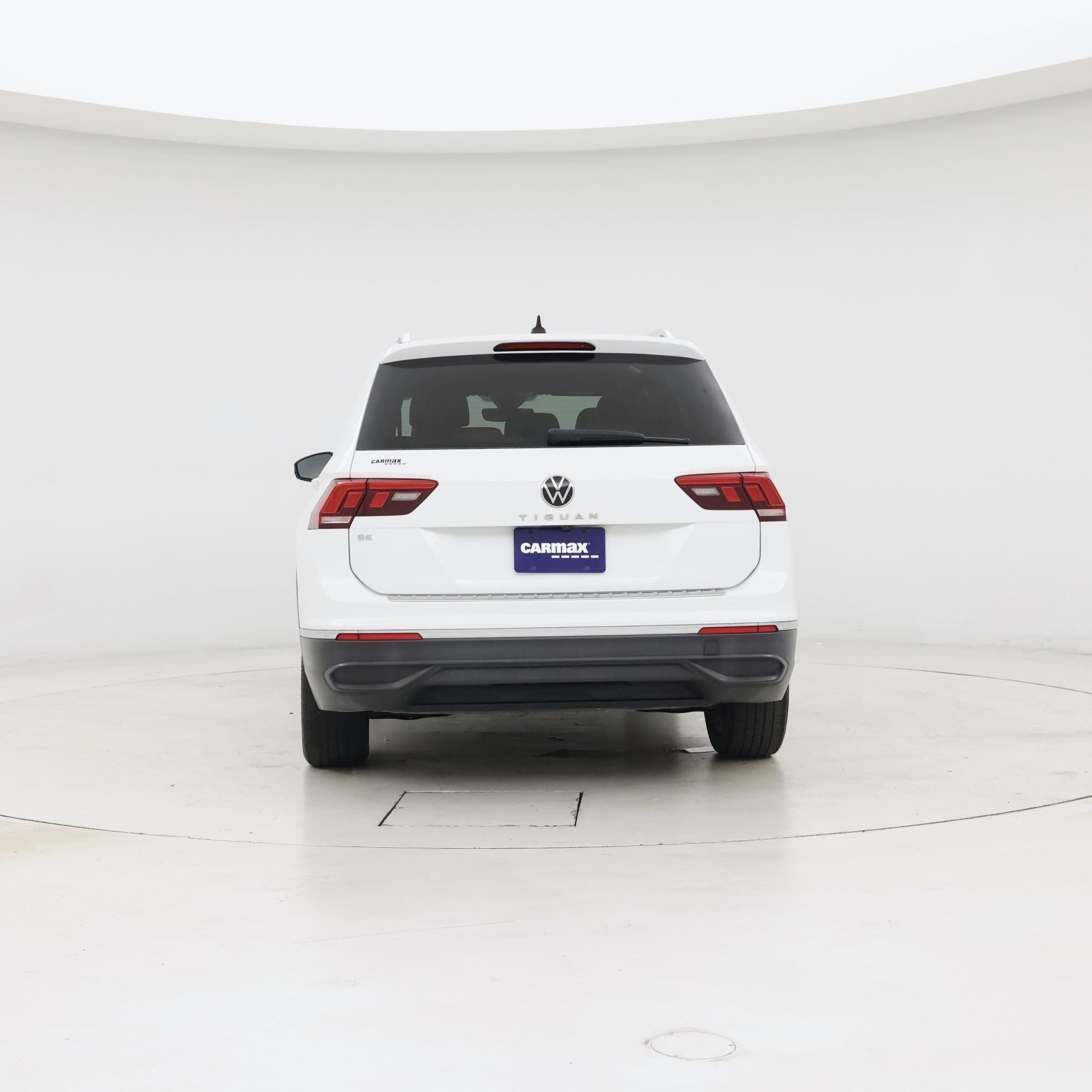 Thumbnail: 2022 Volkswagen Tiguan - 6