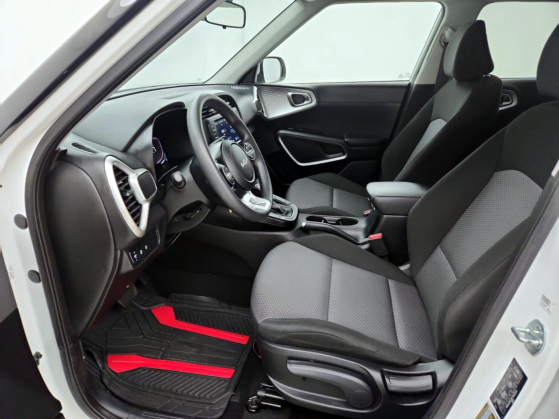 Thumbnail: 2023 Kia Soul - 11