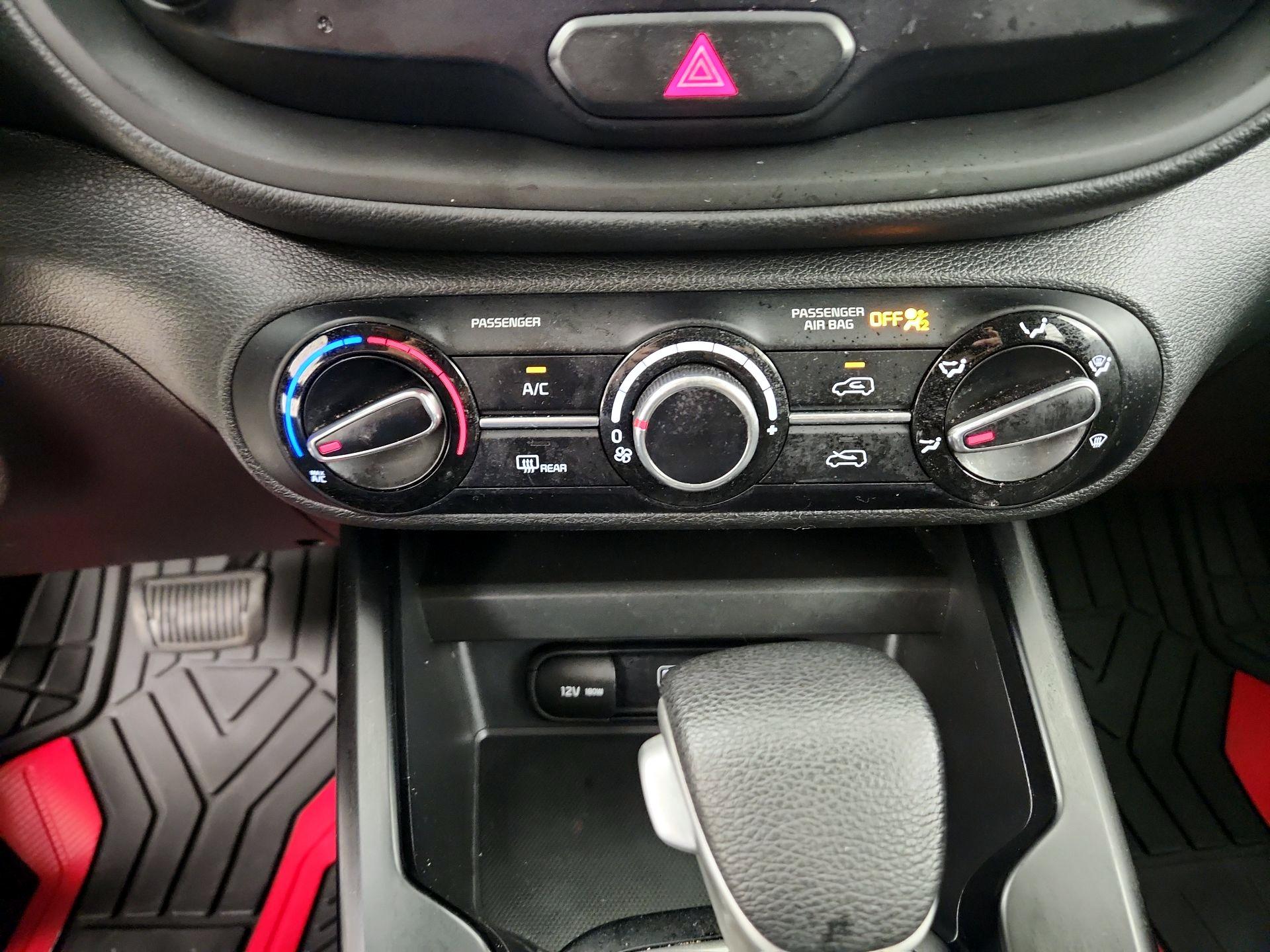 Thumbnail: 2023 Kia Soul - 15