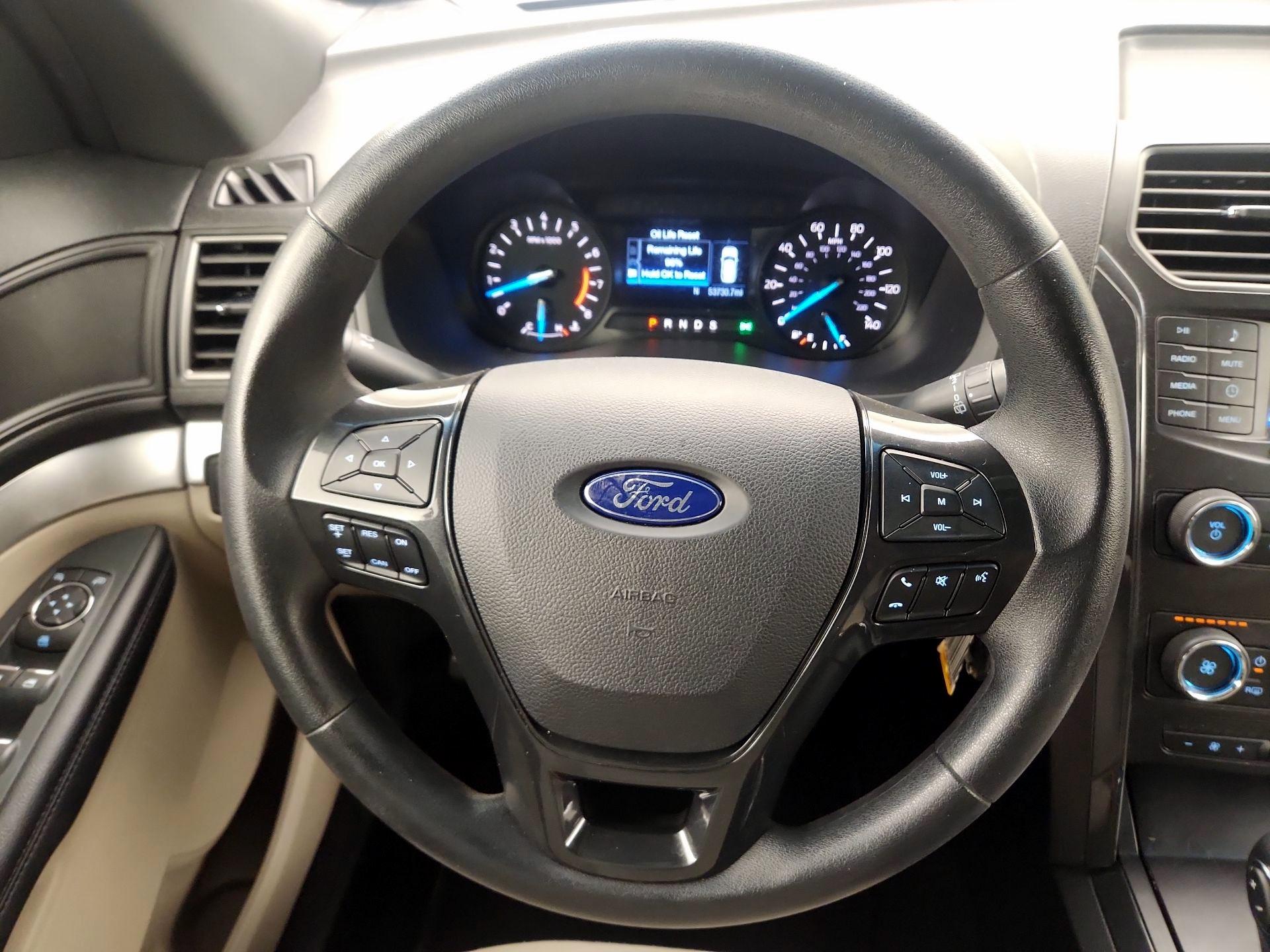 Thumbnail: 2019 Ford Explorer - 10