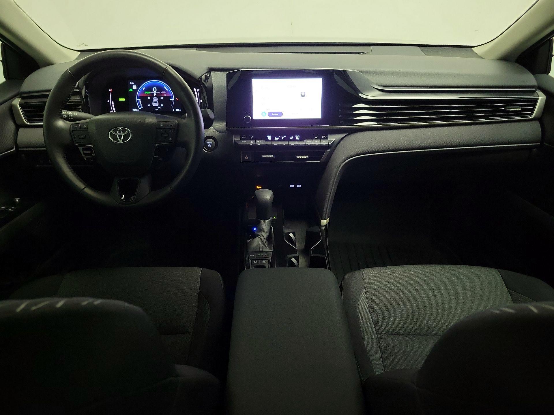 Thumbnail: 2025 Toyota Camry - 9