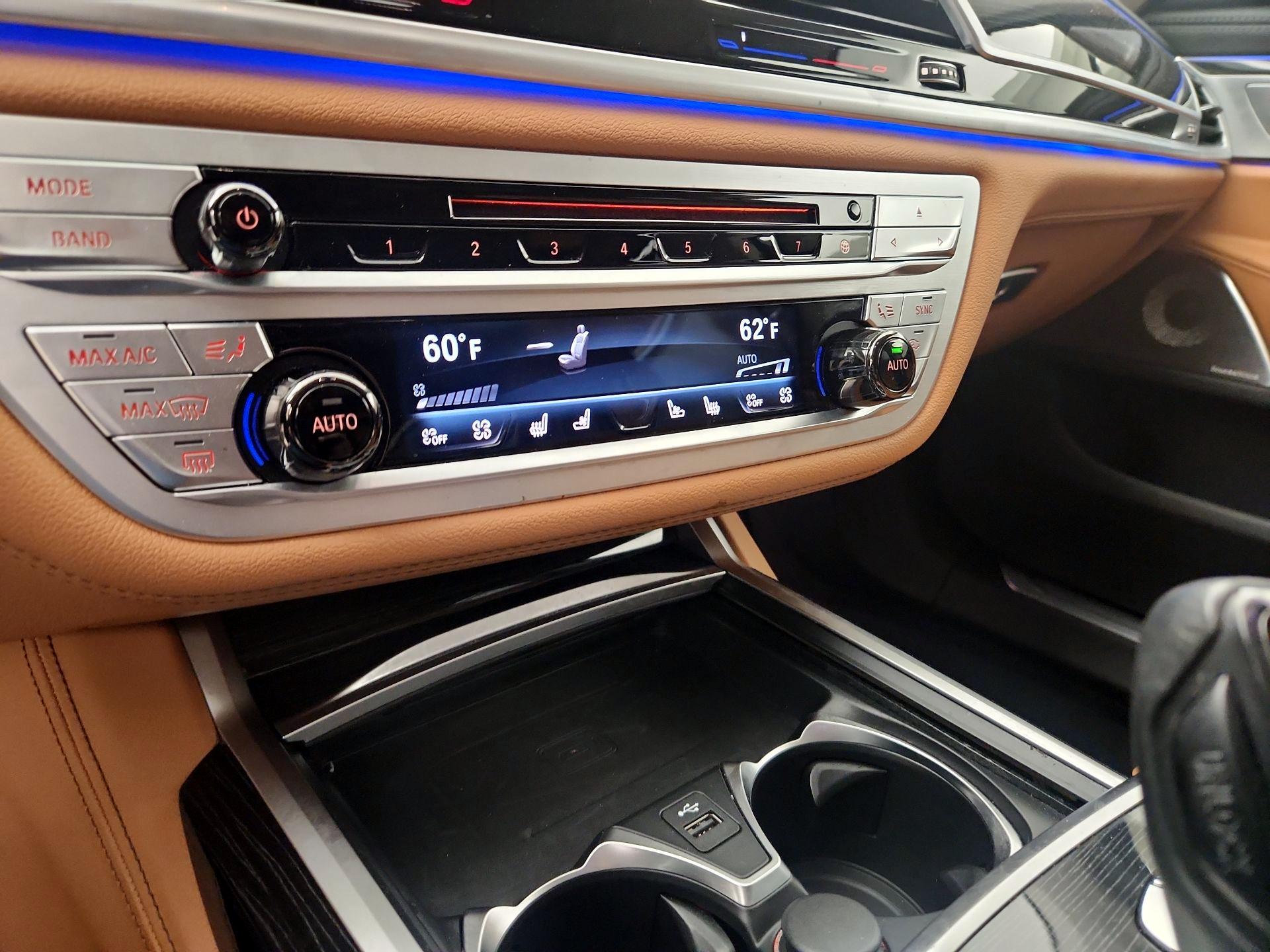 Thumbnail: 2020 BMW 7 Series - 14