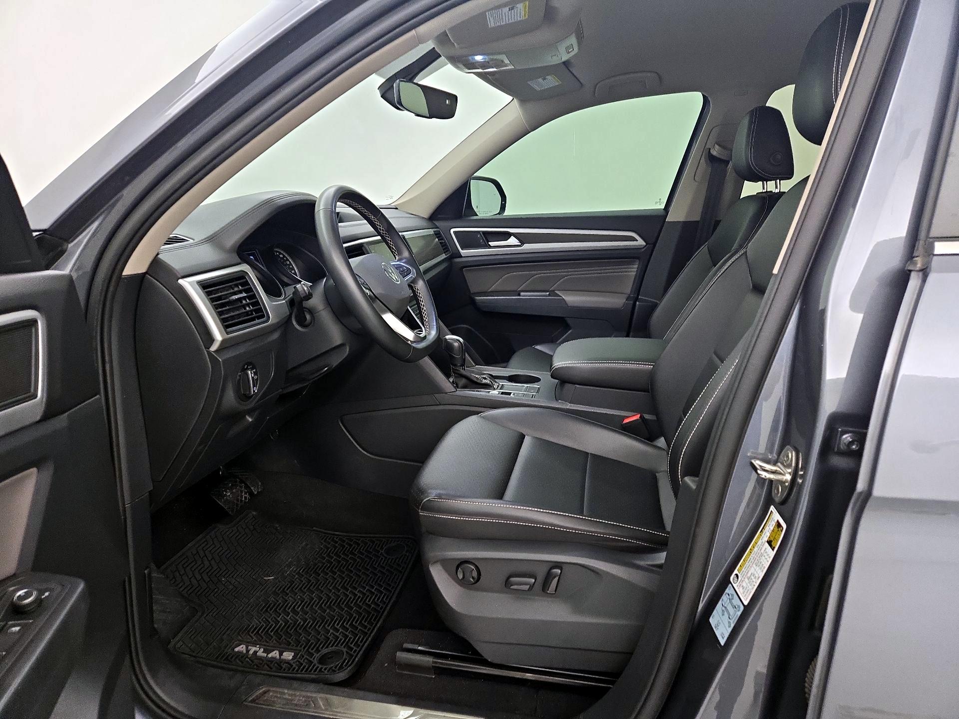 Thumbnail: 2021 Volkswagen Atlas - 11