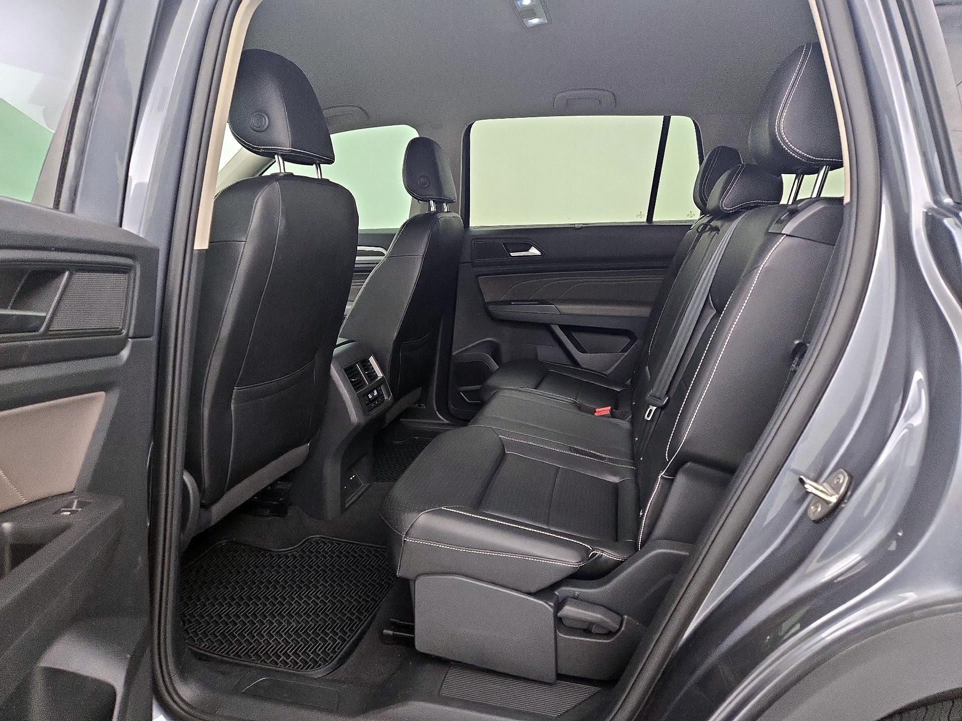 Thumbnail: 2021 Volkswagen Atlas - 19