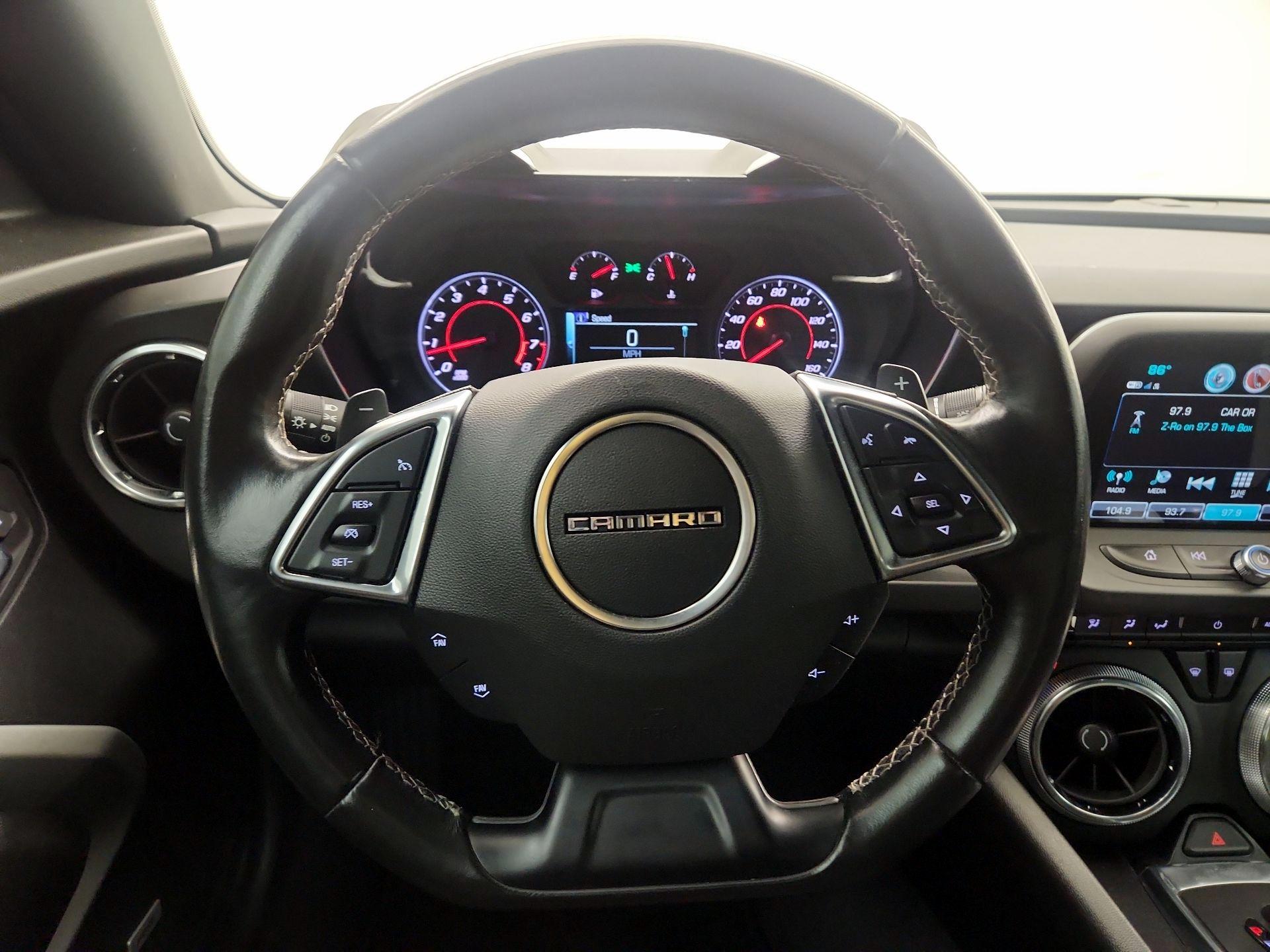 Thumbnail: 2018 Chevrolet Camaro - 10