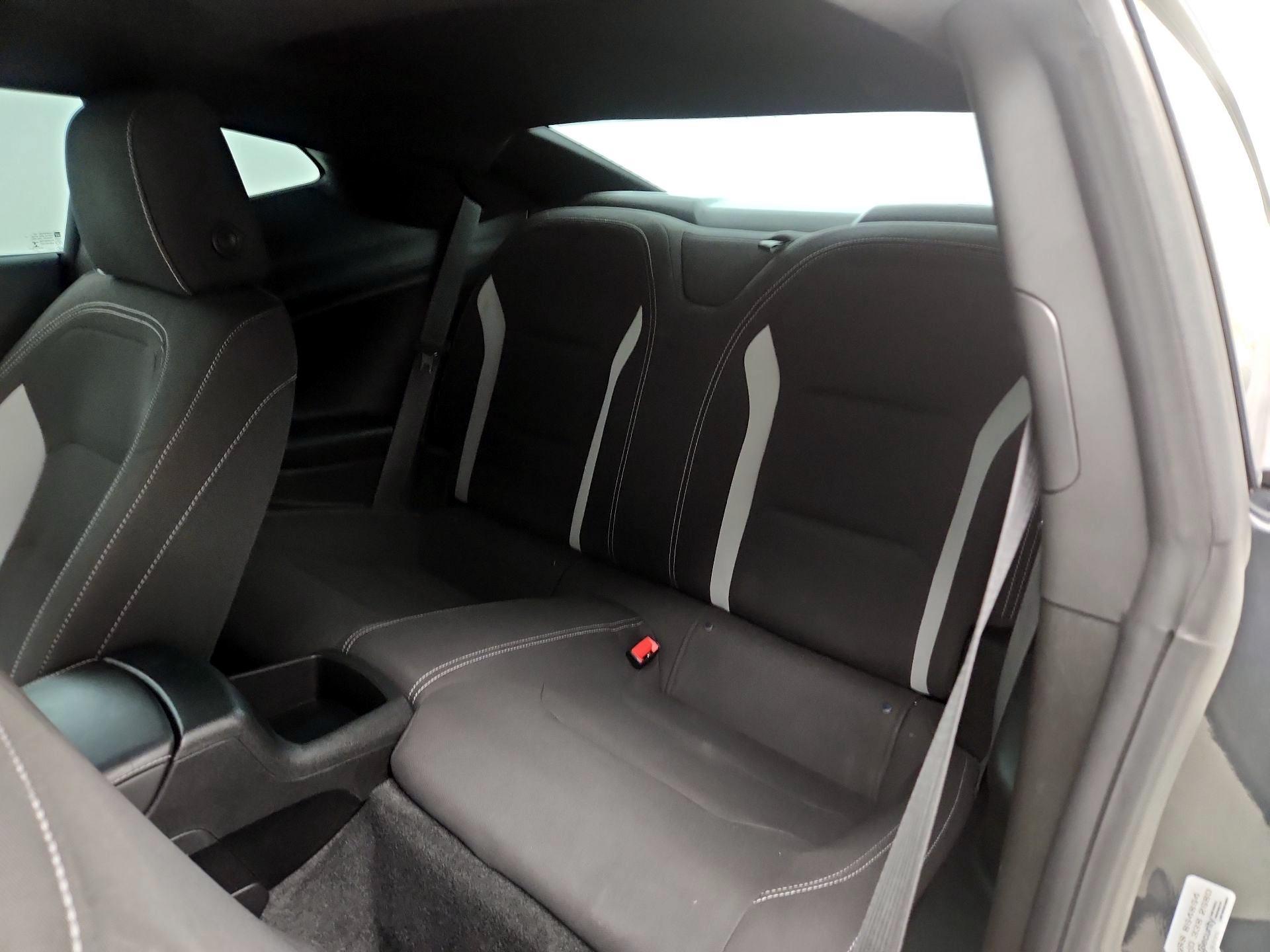 Thumbnail: 2018 Chevrolet Camaro - 17