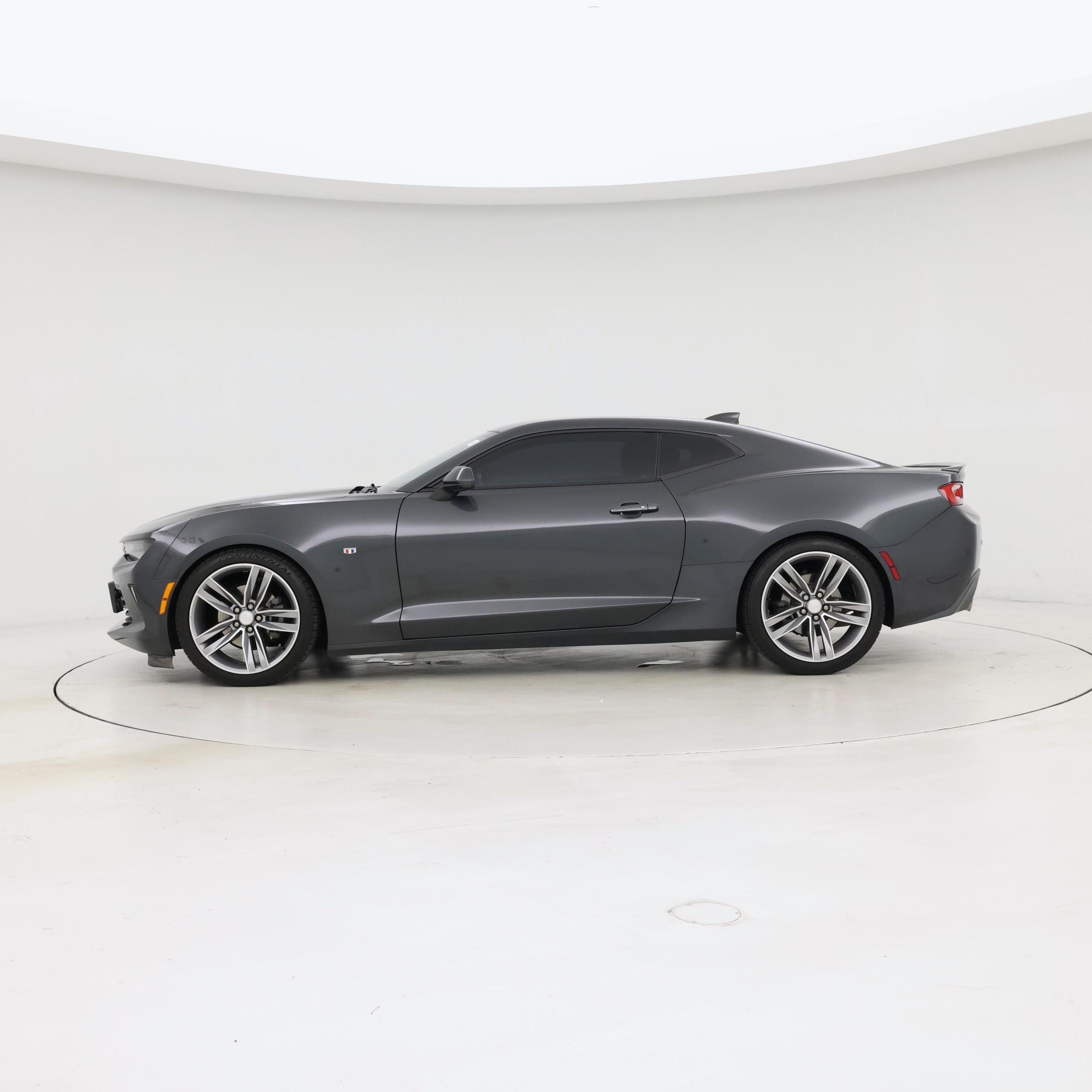 Thumbnail: 2018 Chevrolet Camaro - 3