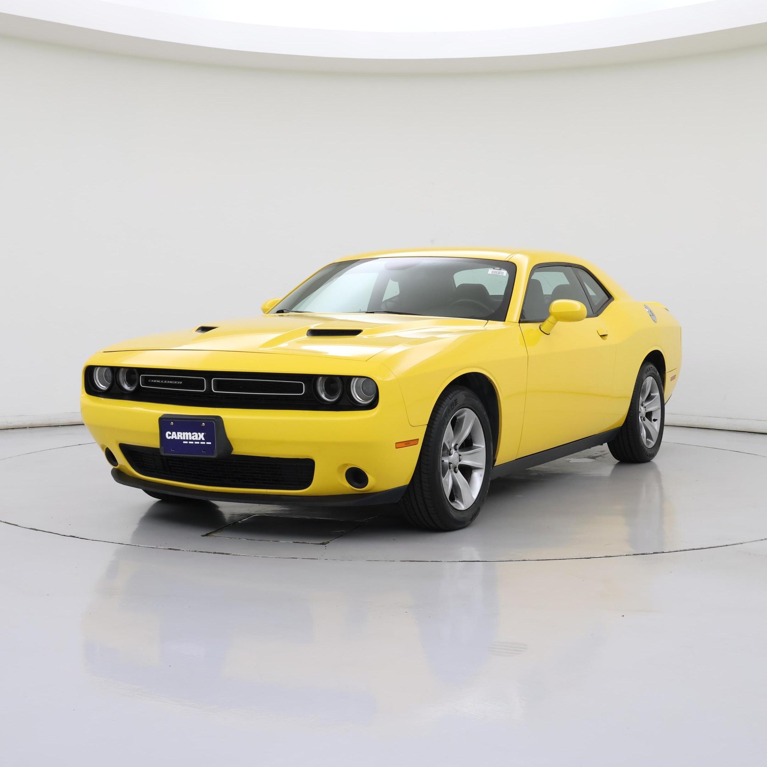 Thumbnail: 2019 Dodge Challenger - 4