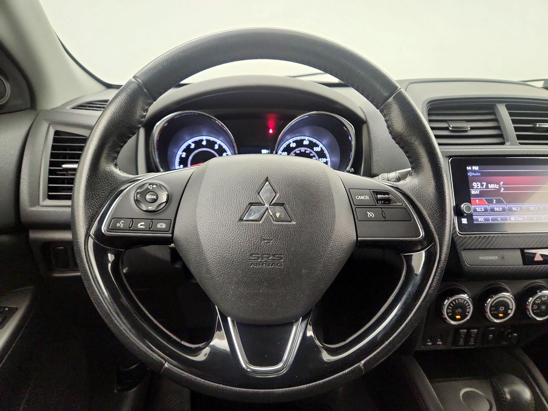 Thumbnail: 2018 Mitsubishi Outlander Sport - 10