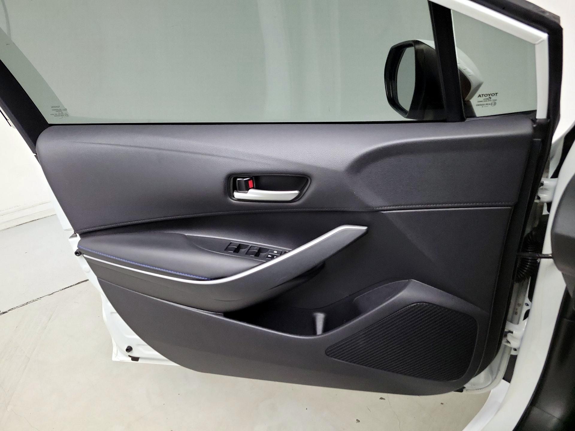 Thumbnail: 2020 Toyota Corolla - 12