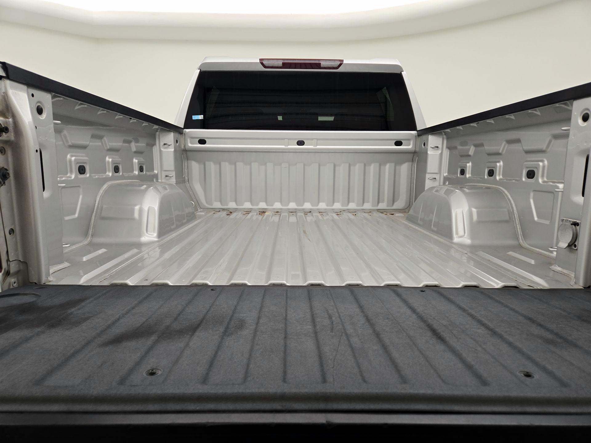 Thumbnail: 2022 Chevrolet Silverado 1500 - 20