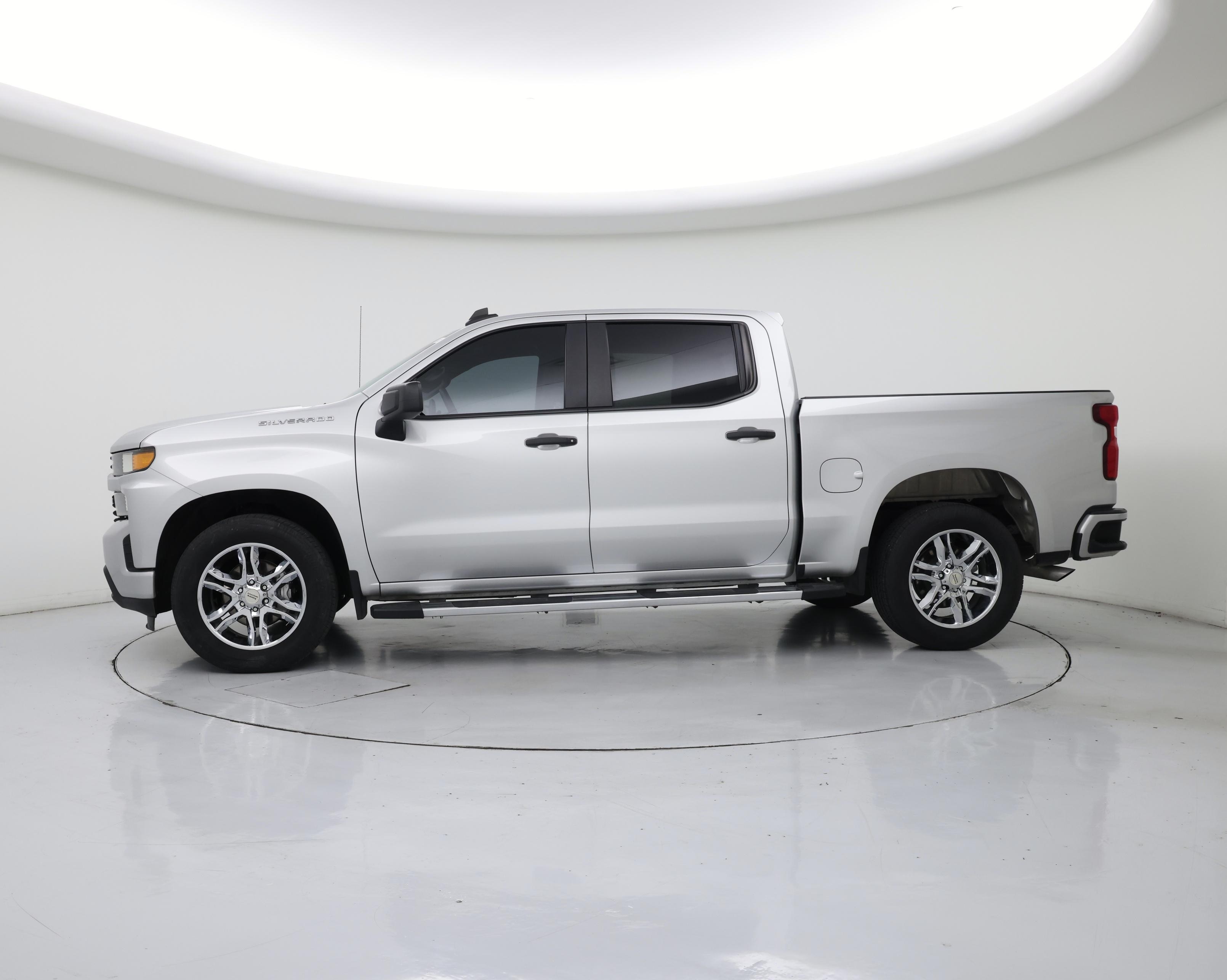 Thumbnail: 2022 Chevrolet Silverado 1500 - 3
