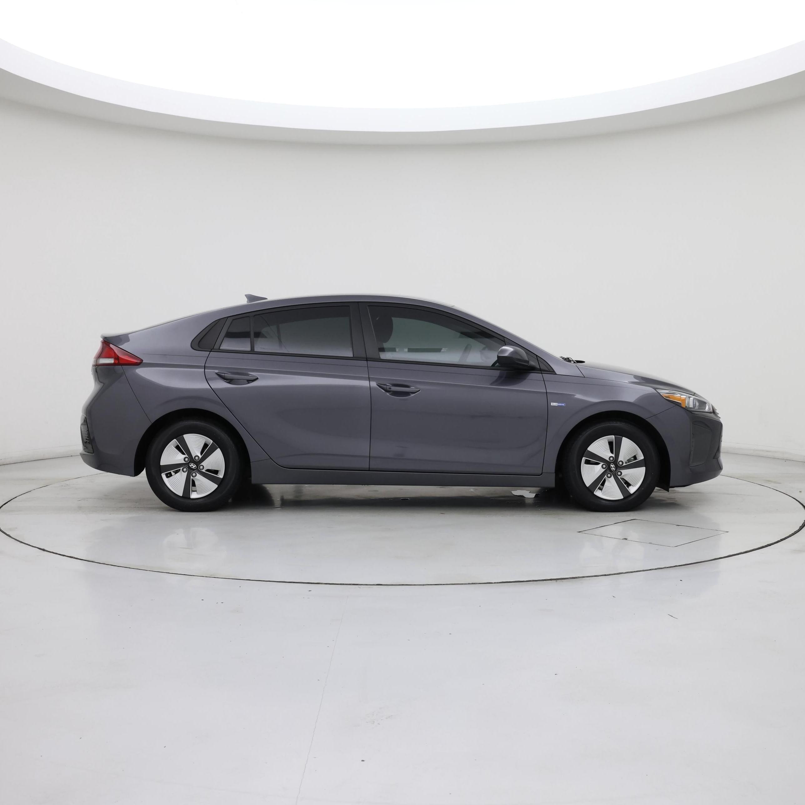 Thumbnail: 2018 Hyundai Ioniq - 7