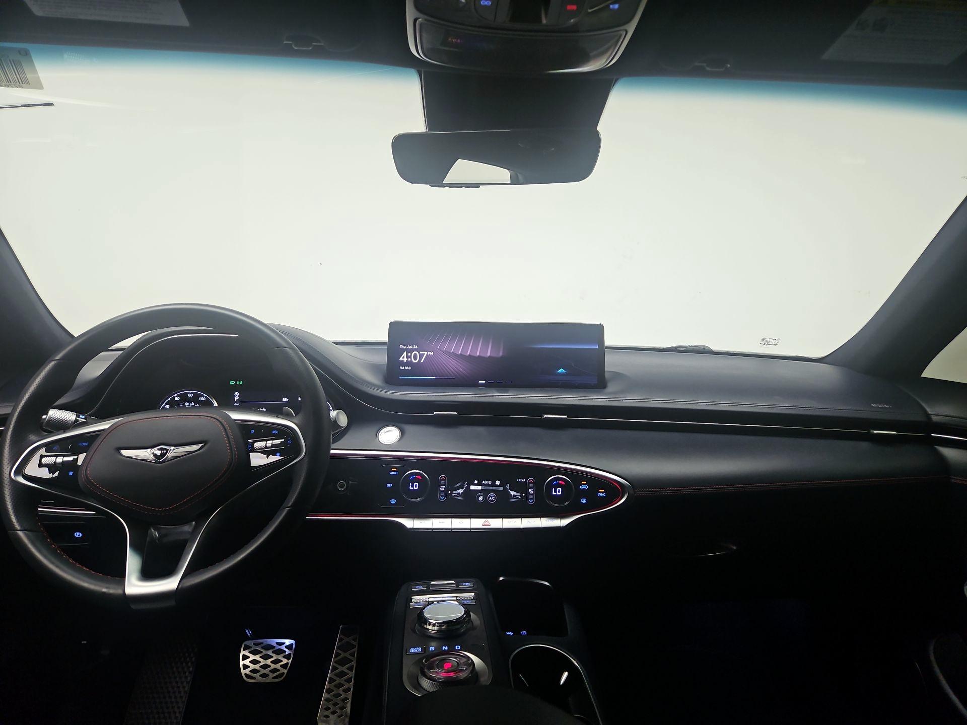 Thumbnail: 2022 Genesis GV70 - 9