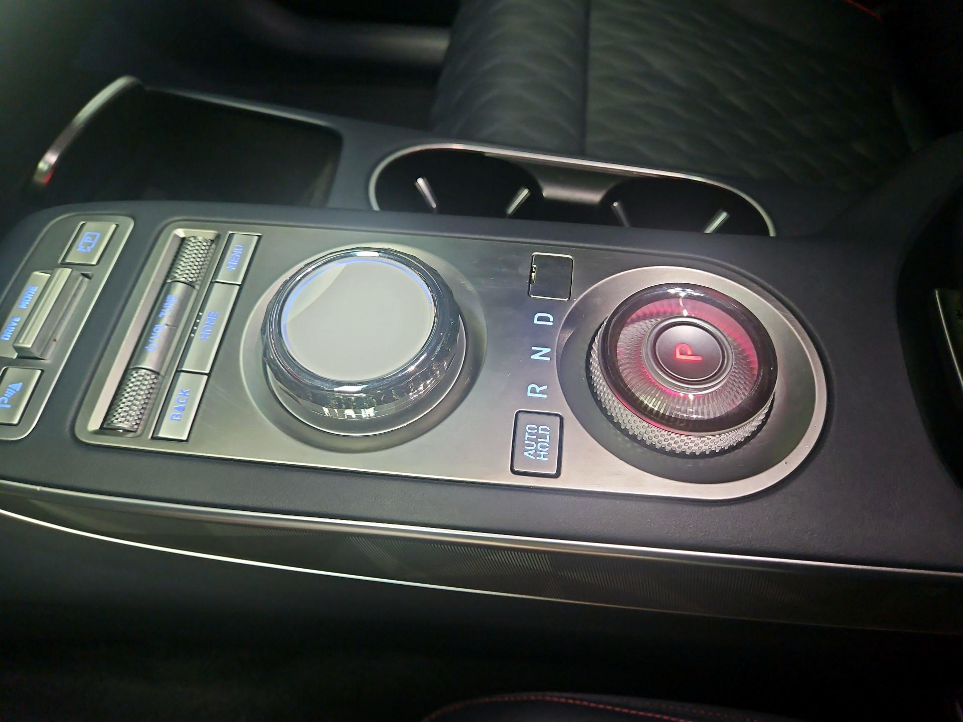 Thumbnail: 2022 Genesis GV70 - 18