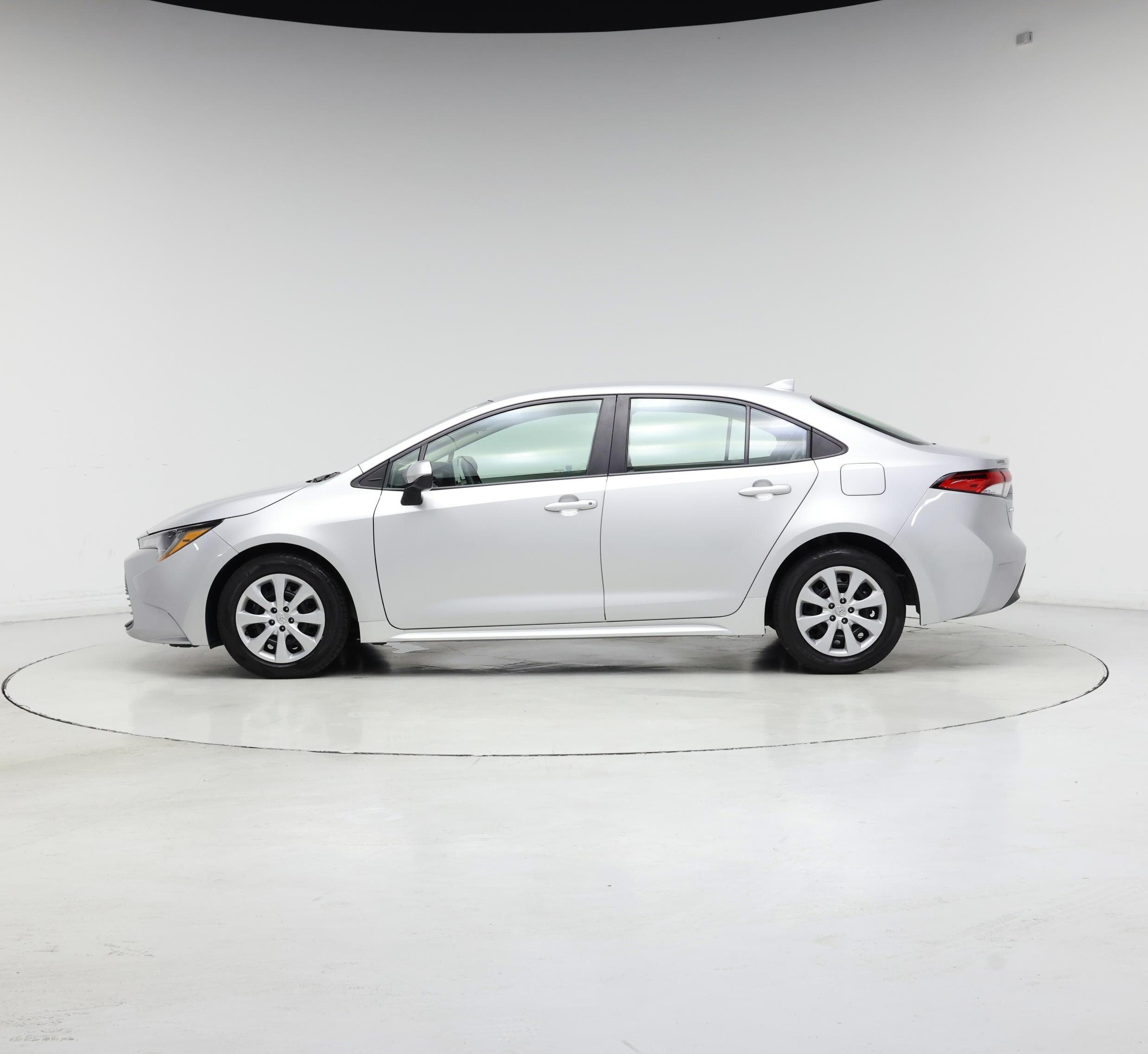 Thumbnail: 2023 Toyota Corolla - 3