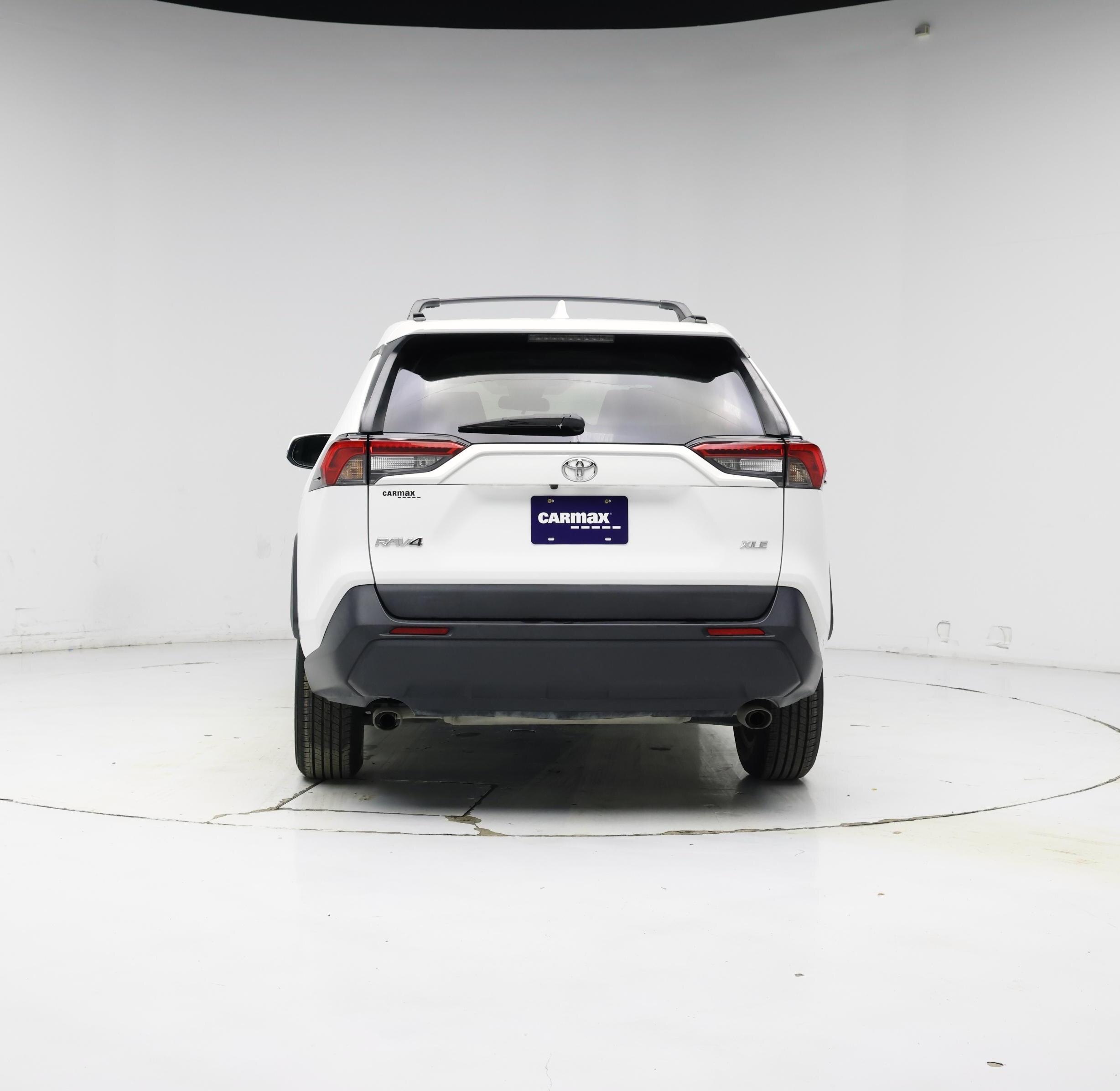 Thumbnail: 2021 Toyota RAV4 - 6