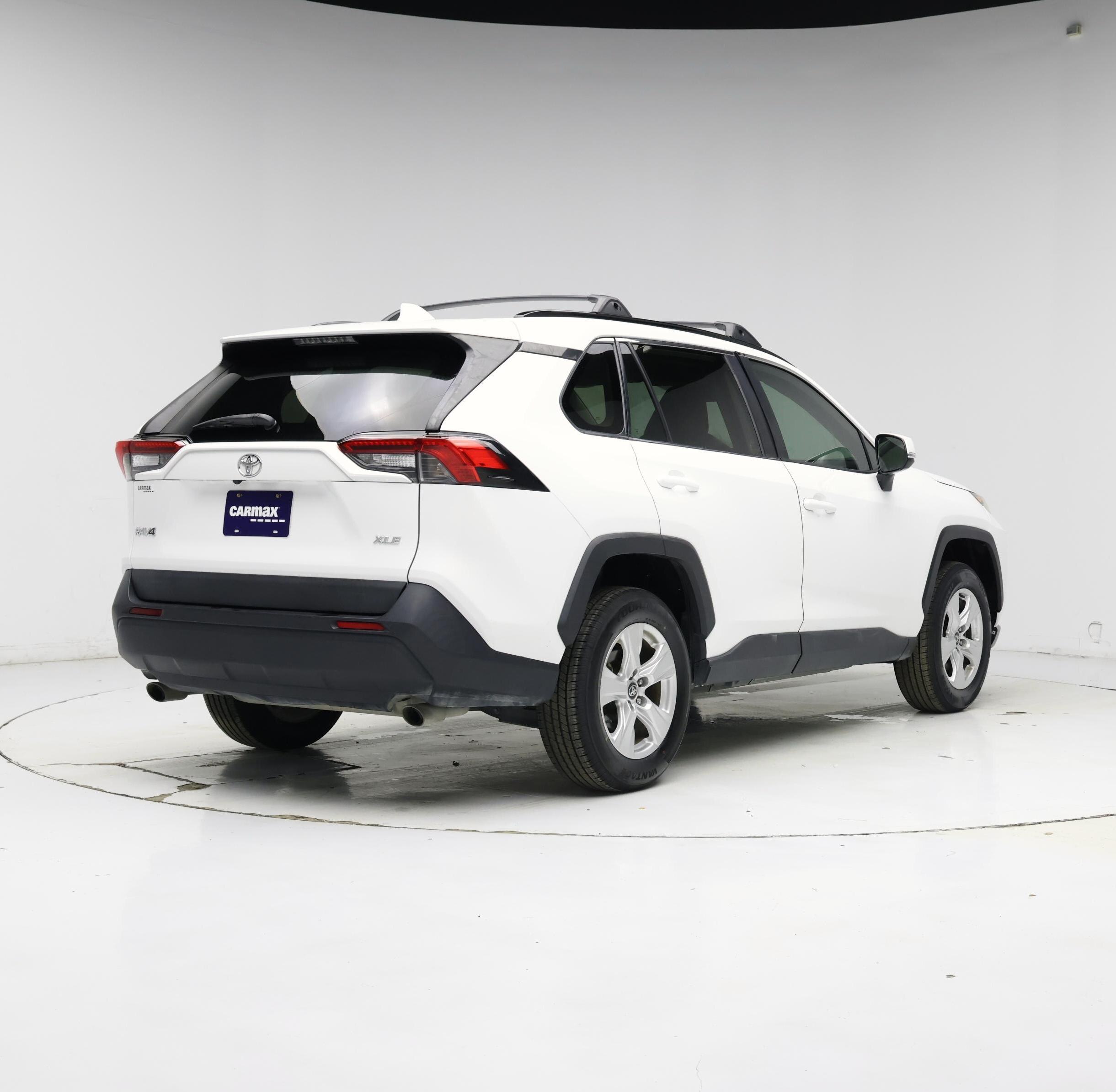 Thumbnail: 2021 Toyota RAV4 - 8