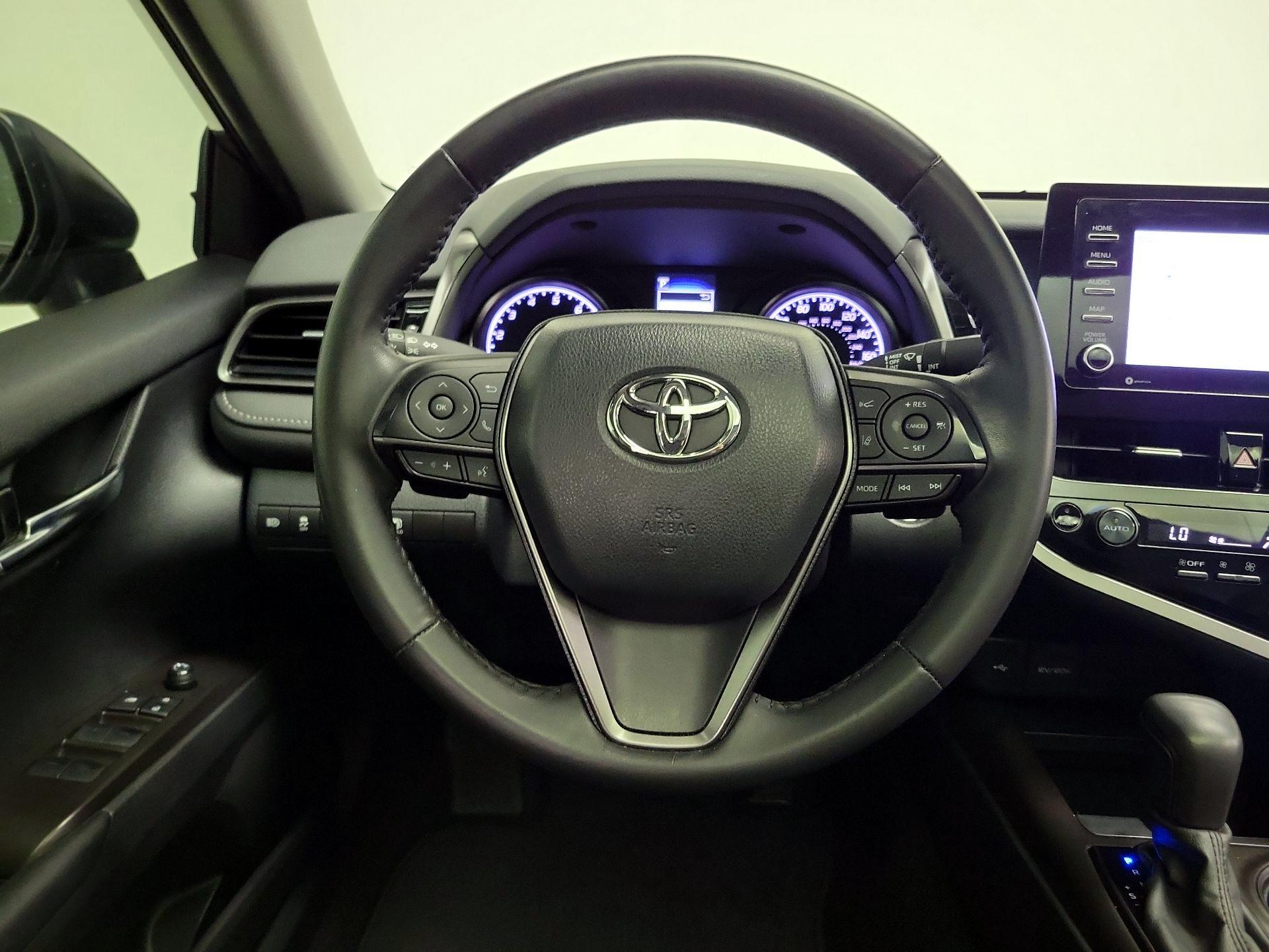 Thumbnail: 2024 Toyota Camry - 10
