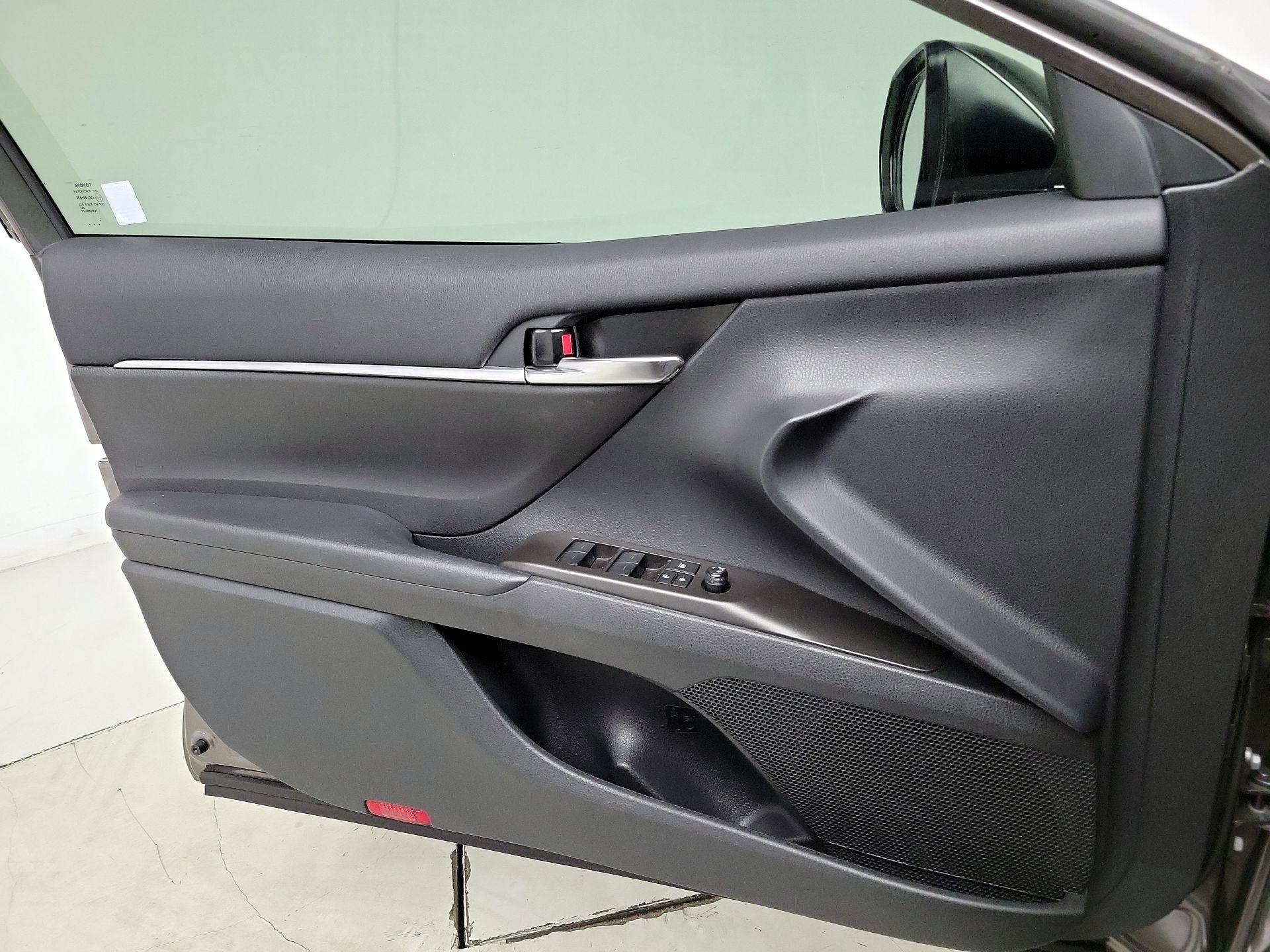 Thumbnail: 2024 Toyota Camry - 12