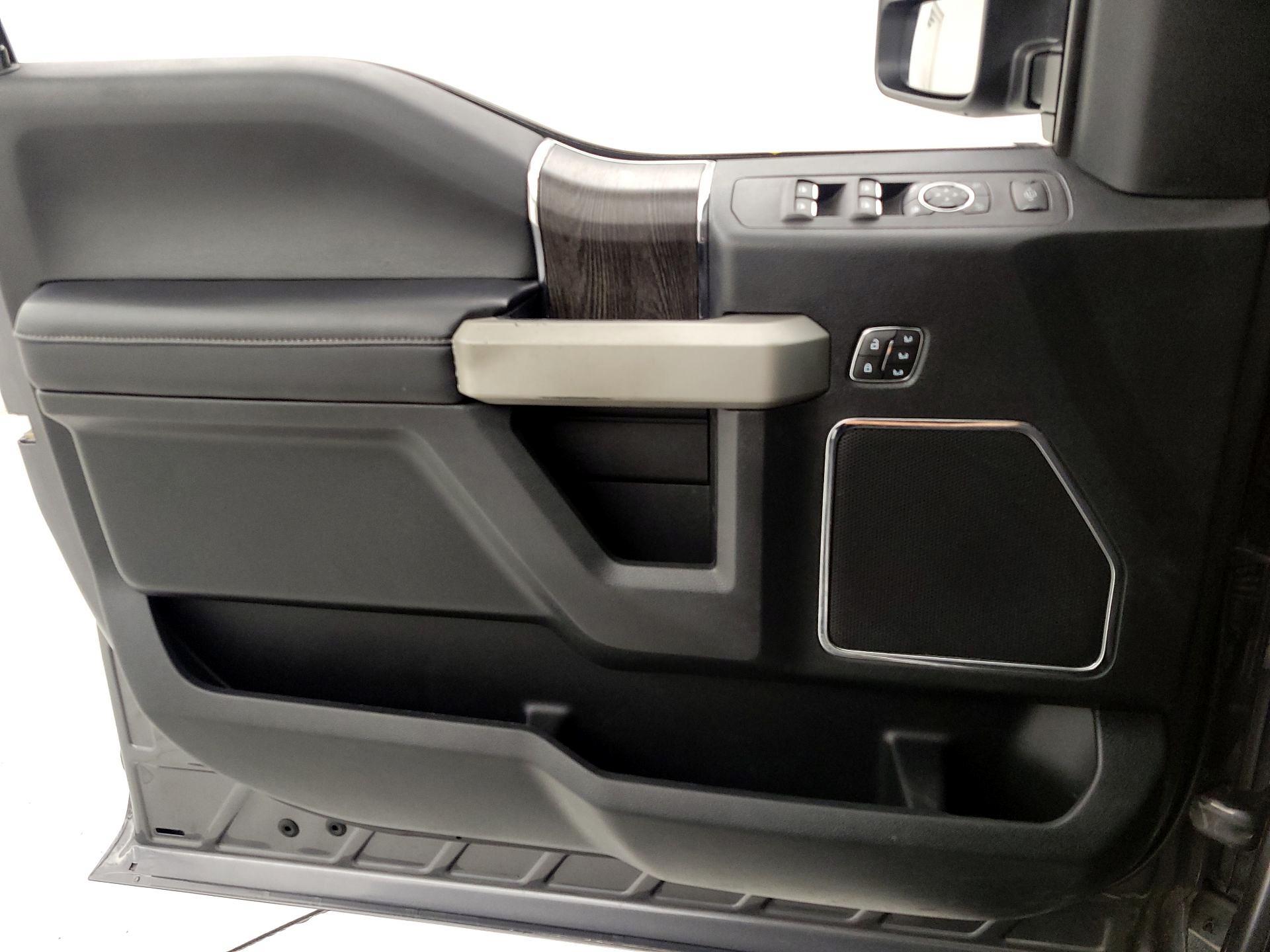 Thumbnail: 2021 Ford F-250 - 12