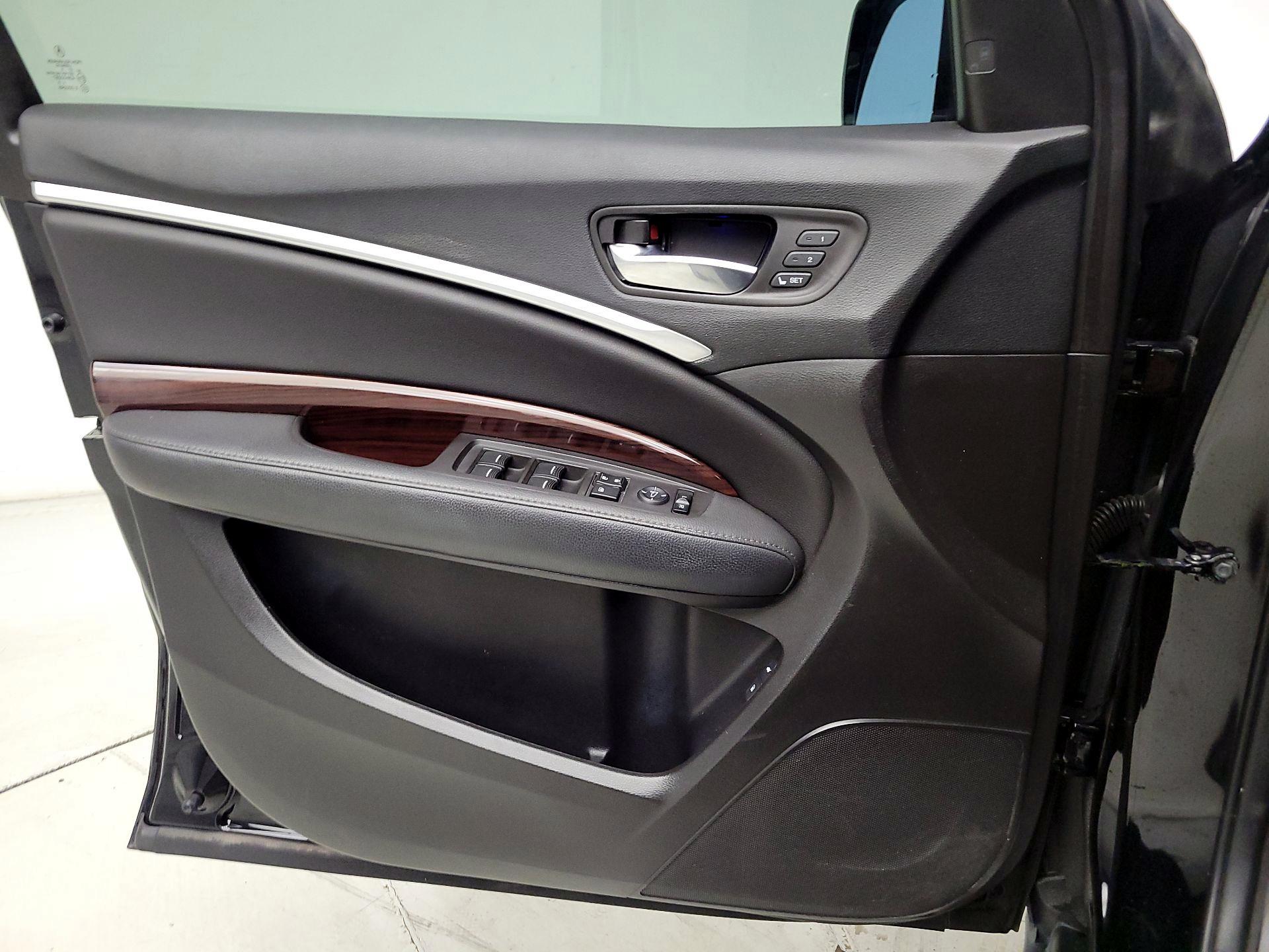 Thumbnail: 2016 Acura MDX - 12
