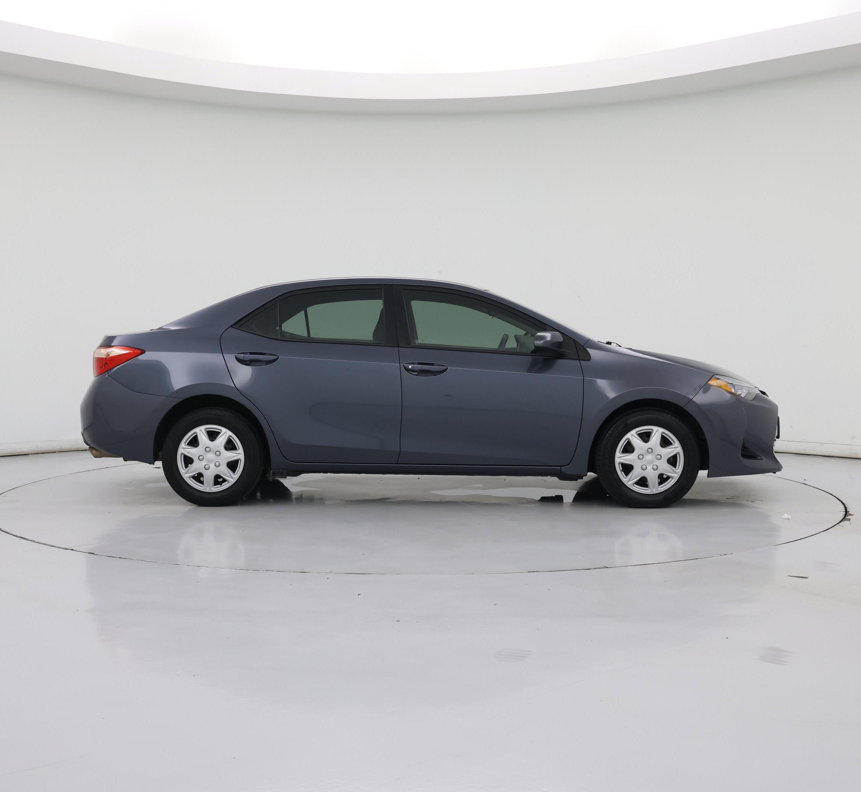 Thumbnail: 2017 Toyota Corolla - 7