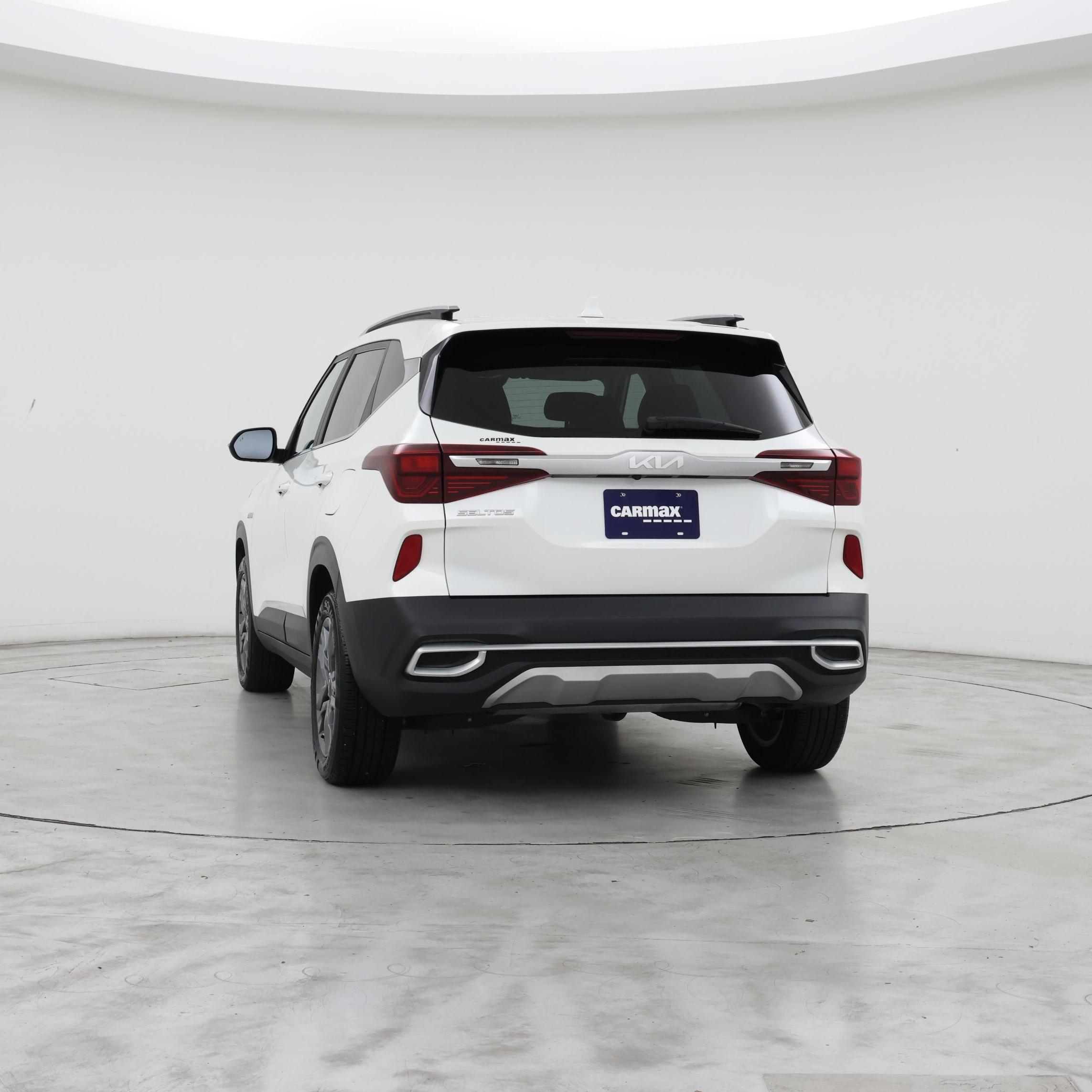Thumbnail: 2023 Kia Seltos - 6