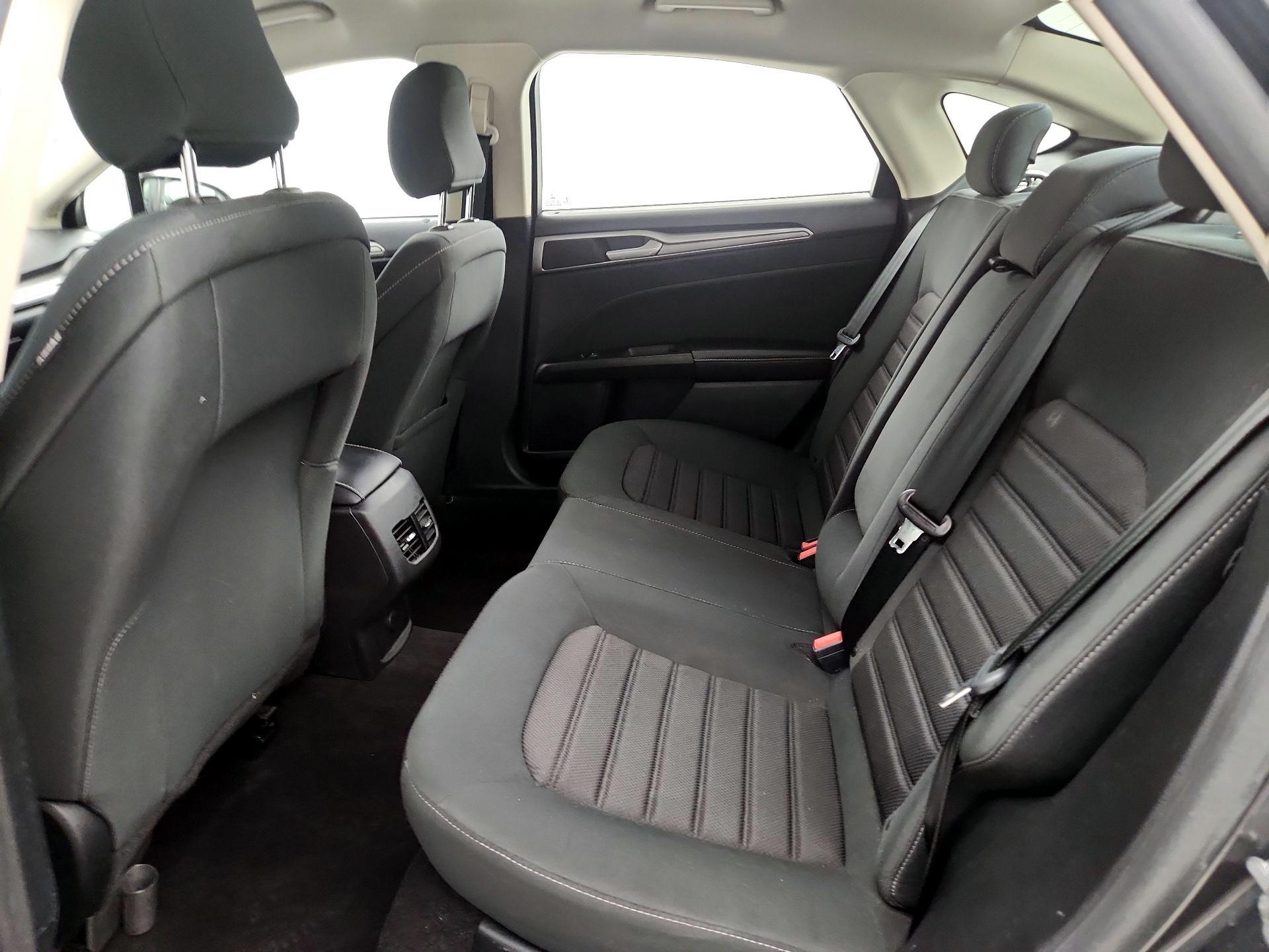 Thumbnail: 2020 Ford Fusion - 19