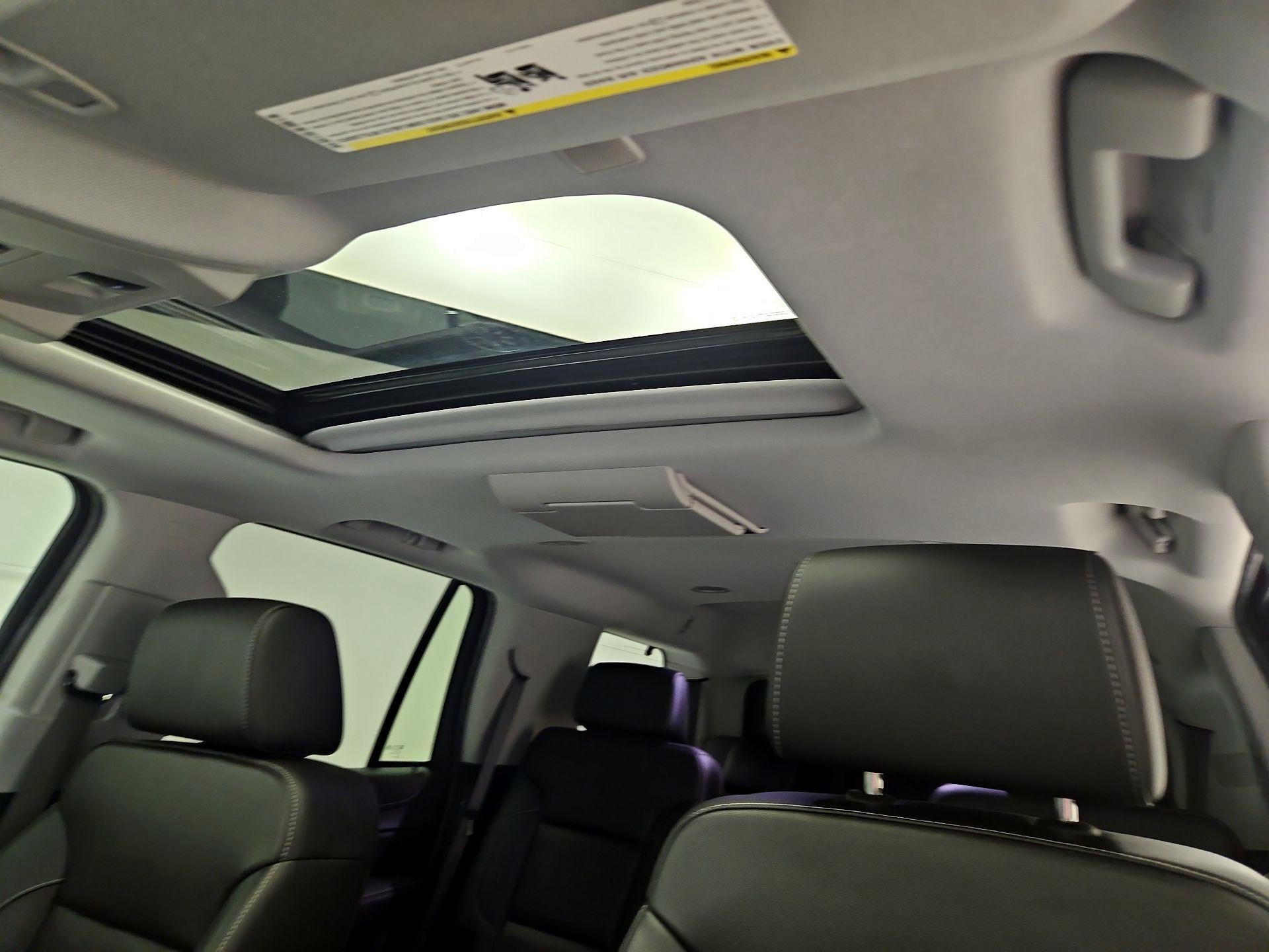 Thumbnail: 2020 Chevrolet Tahoe - 20