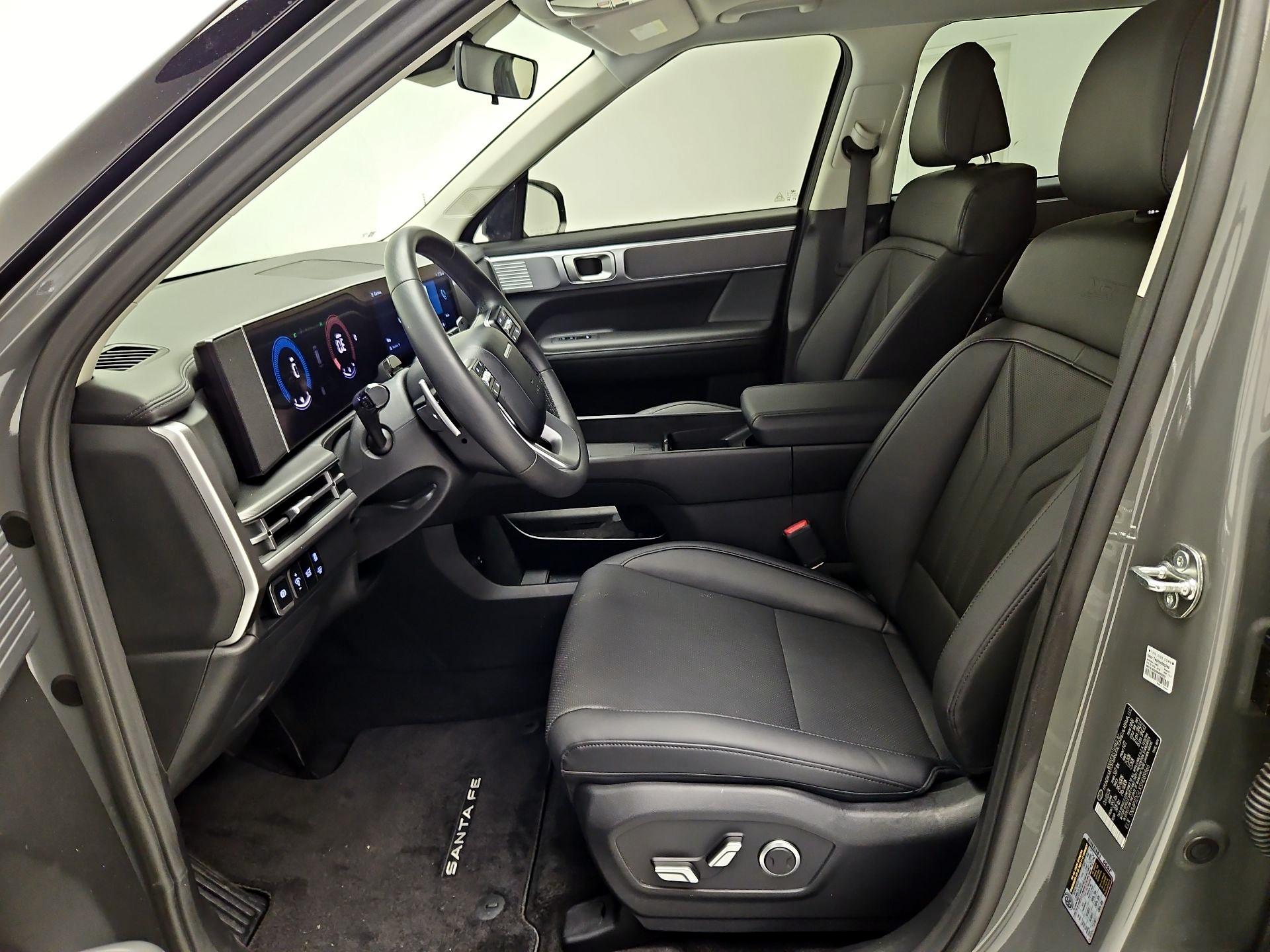 Thumbnail: 2025 Hyundai Santa Fe - 11