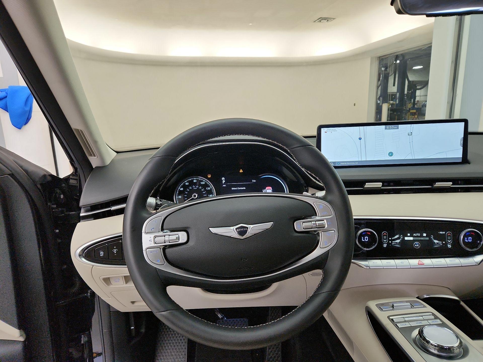 Thumbnail: 2025 Genesis GV70 - 10