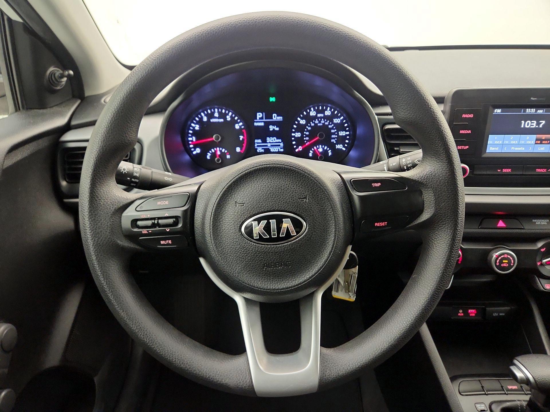 Thumbnail: 2018 Kia Rio - 10