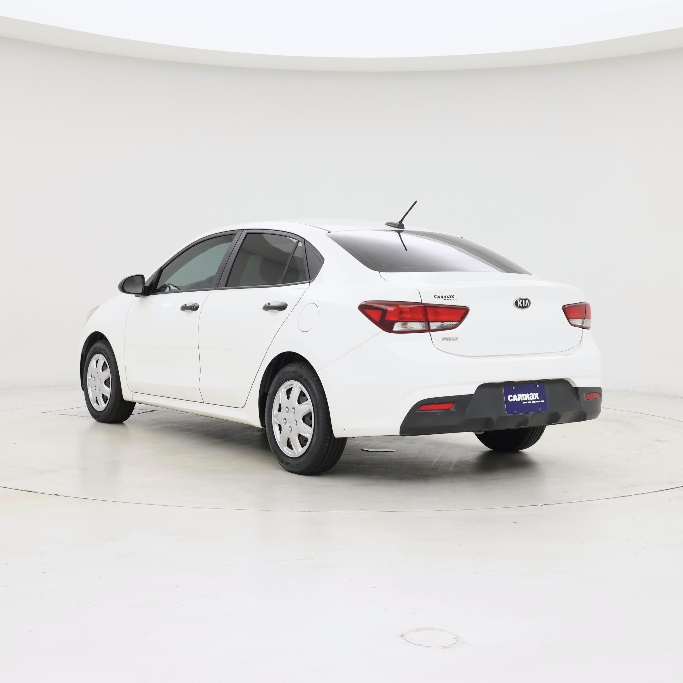 Thumbnail: 2018 Kia Rio - 2