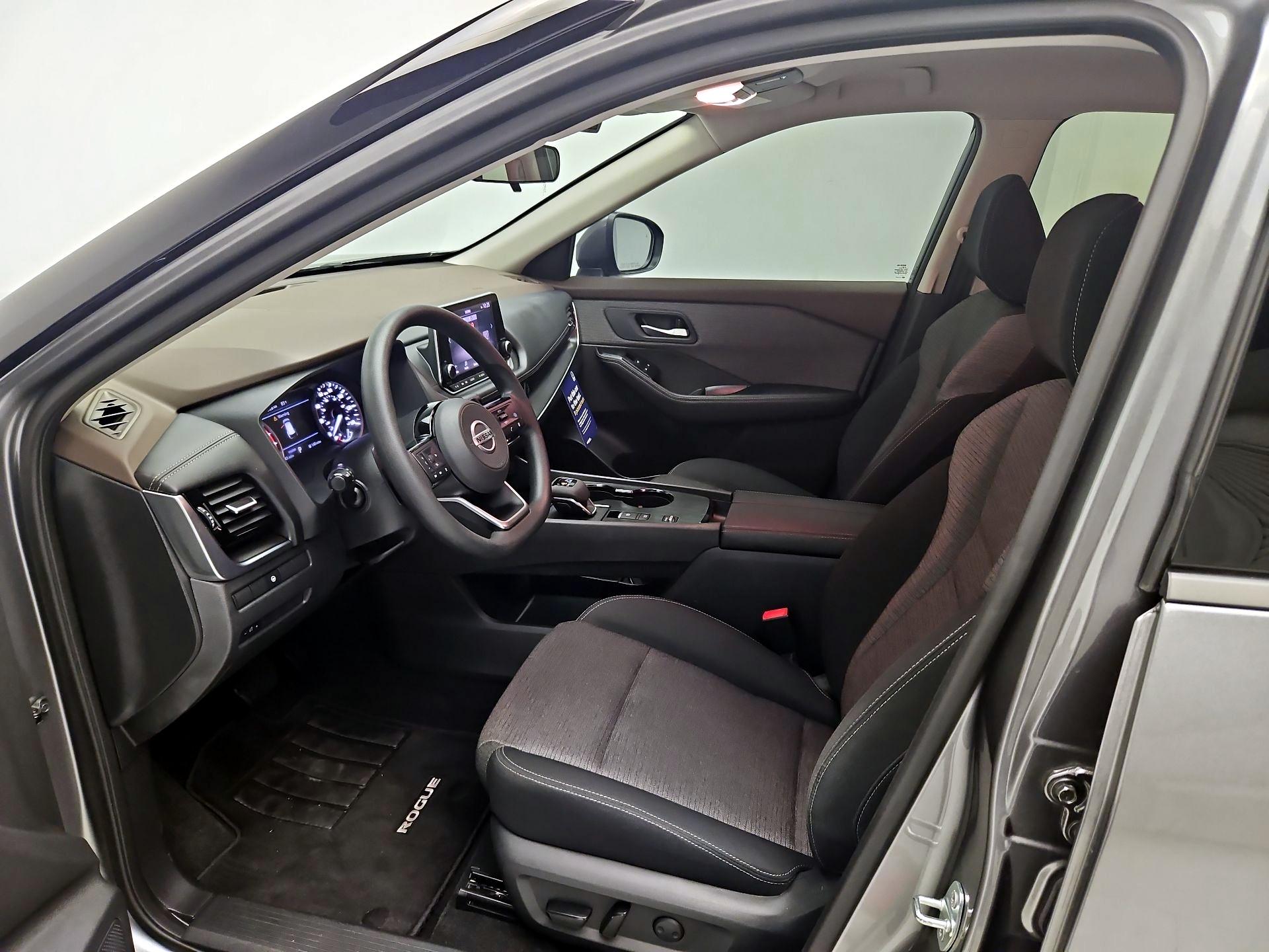 Thumbnail: 2021 Nissan Rogue - 11