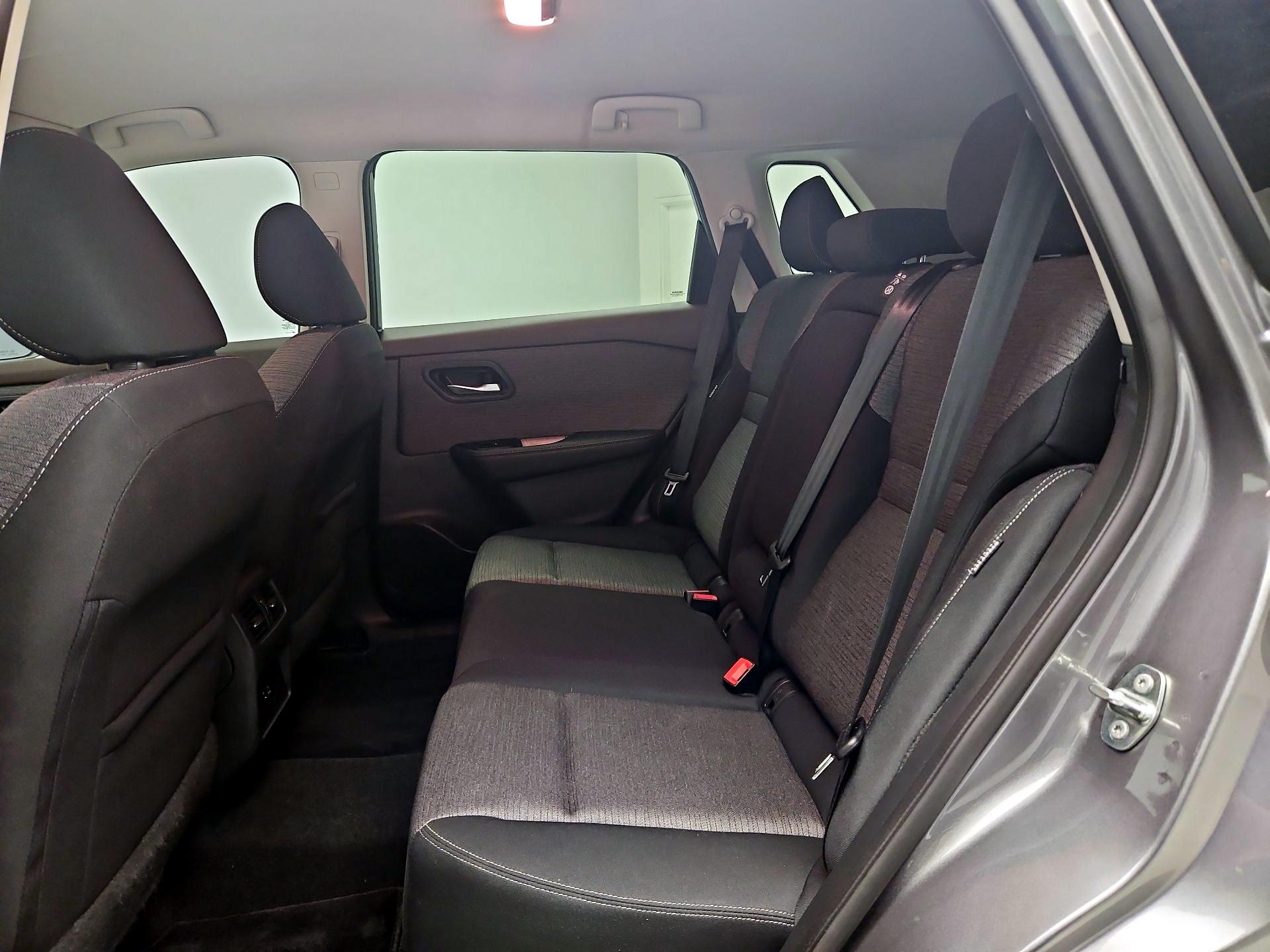 Thumbnail: 2021 Nissan Rogue - 19