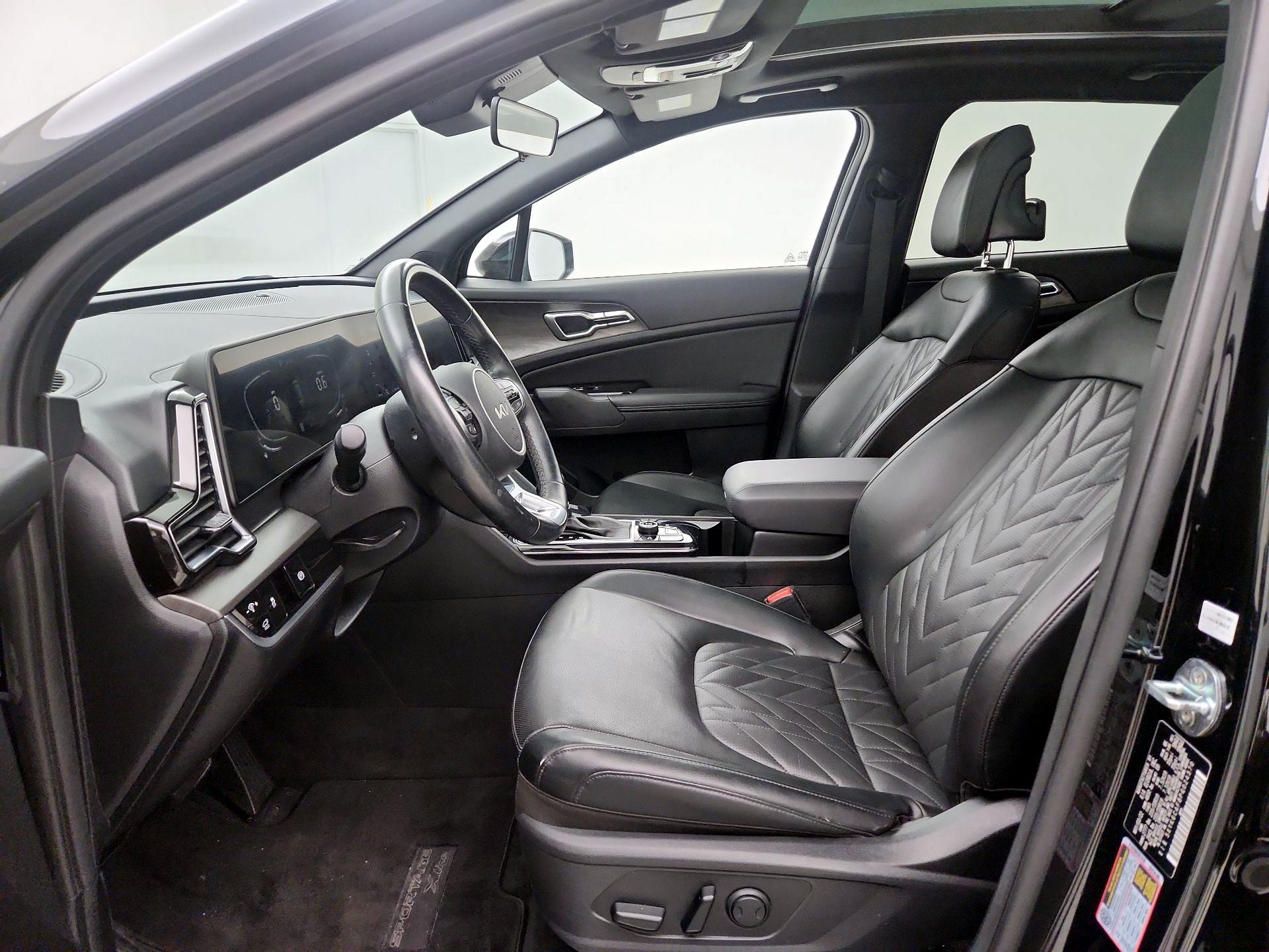 Thumbnail: 2023 Kia Sportage - 11