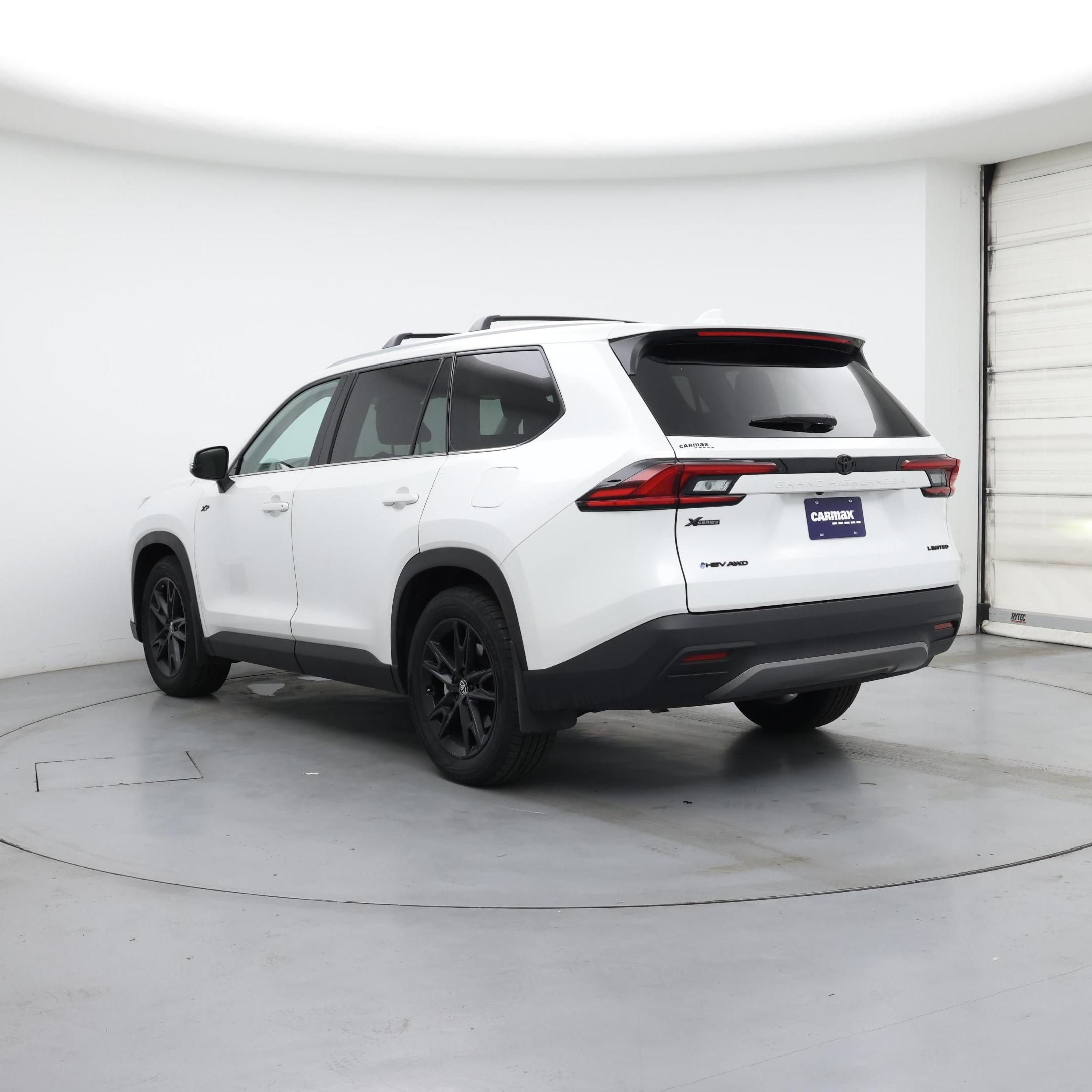 Thumbnail: 2025 Toyota Grand Highlander - 2