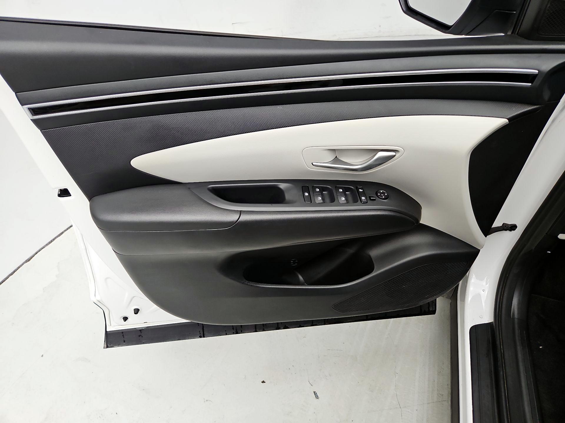 Thumbnail: 2023 Hyundai Tucson - 12