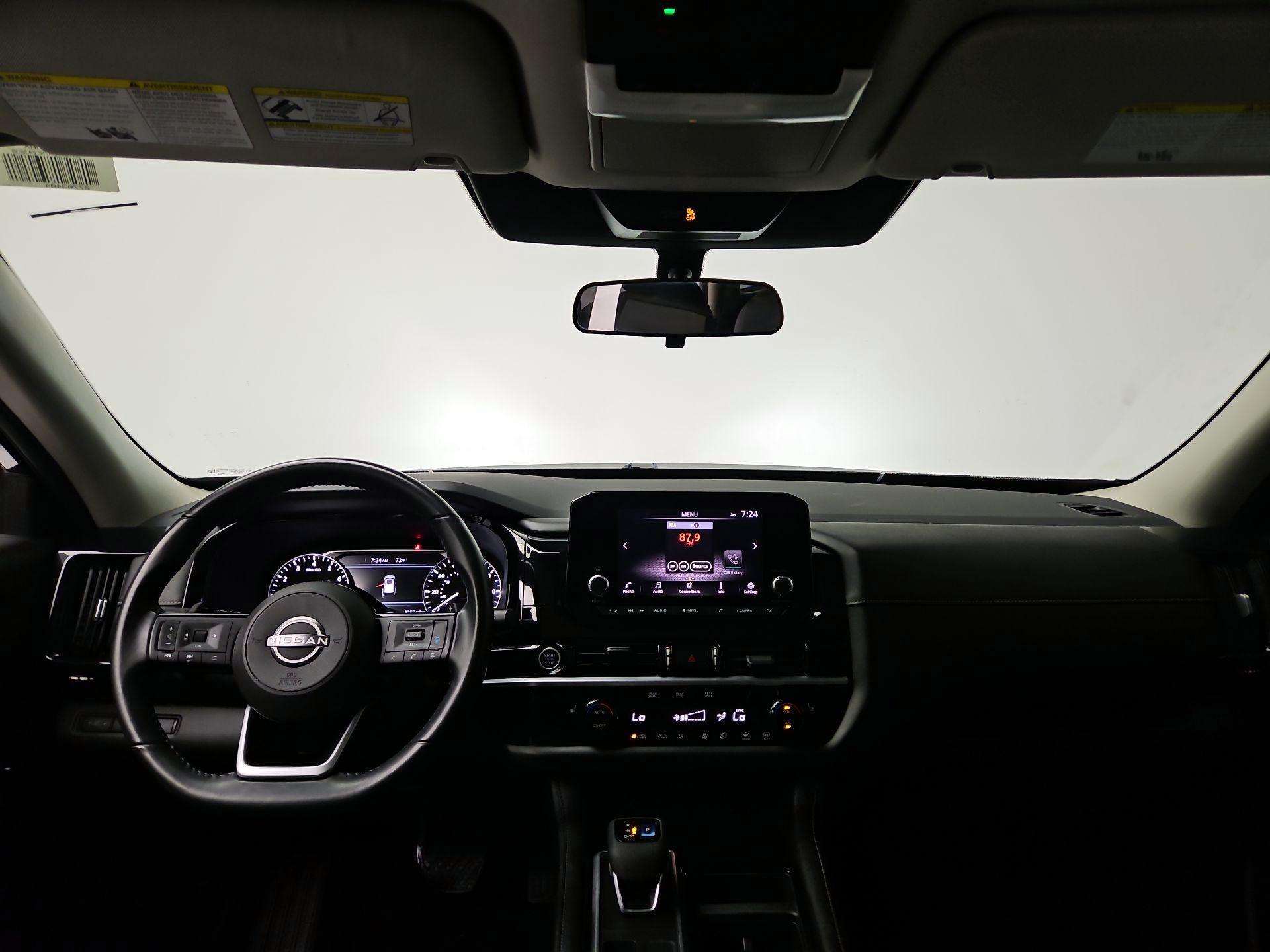 Thumbnail: 2022 Nissan Pathfinder - 9
