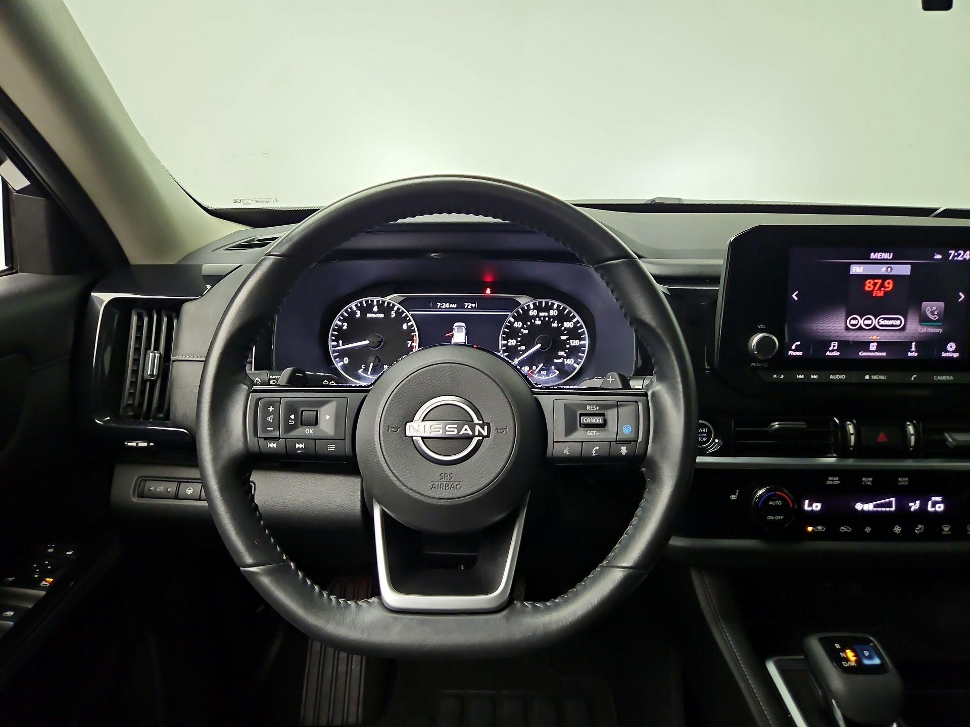 Thumbnail: 2022 Nissan Pathfinder - 10