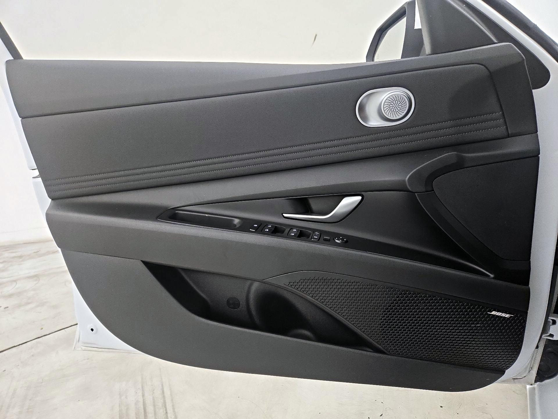 Thumbnail: 2024 Hyundai Elantra - 12