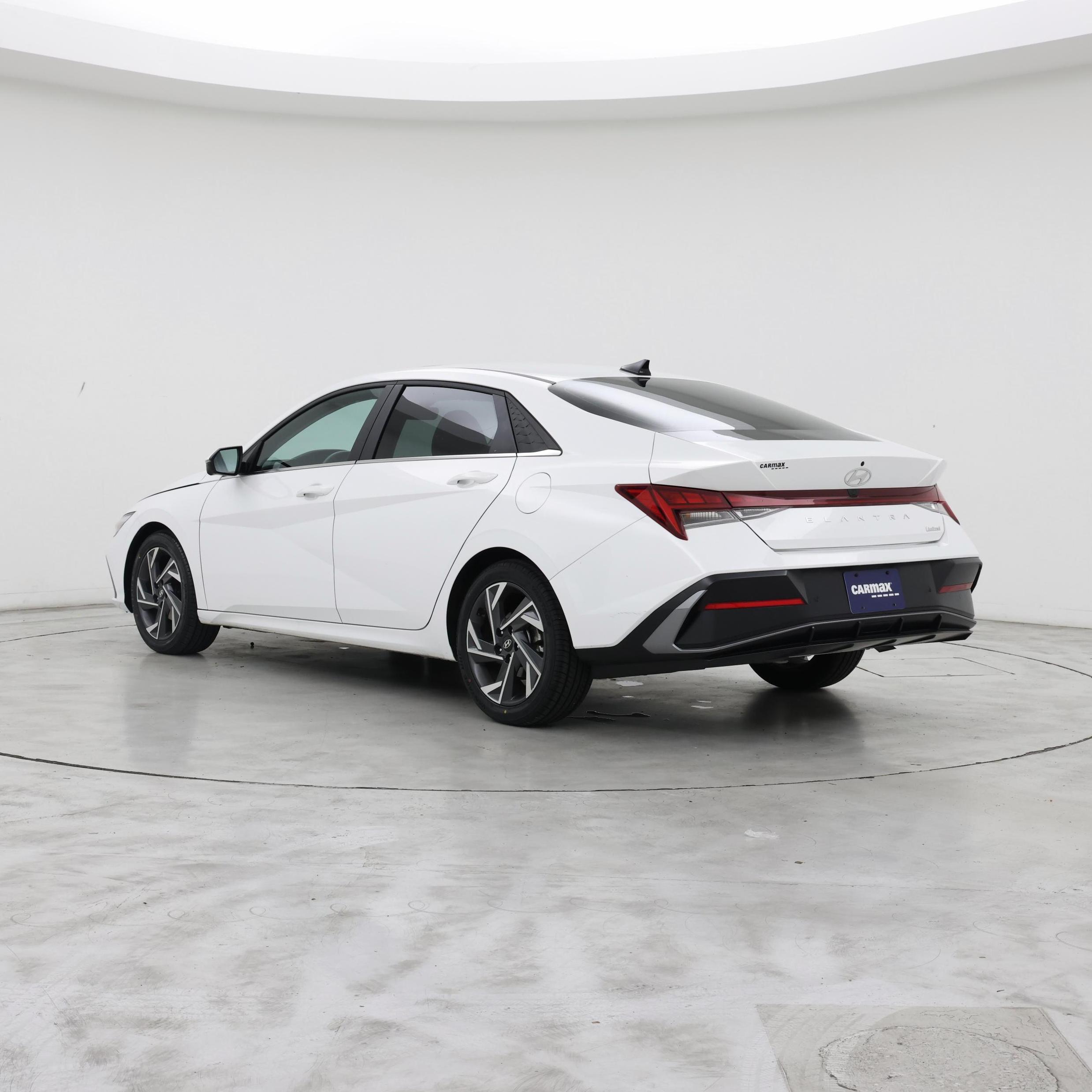 Thumbnail: 2024 Hyundai Elantra - 2