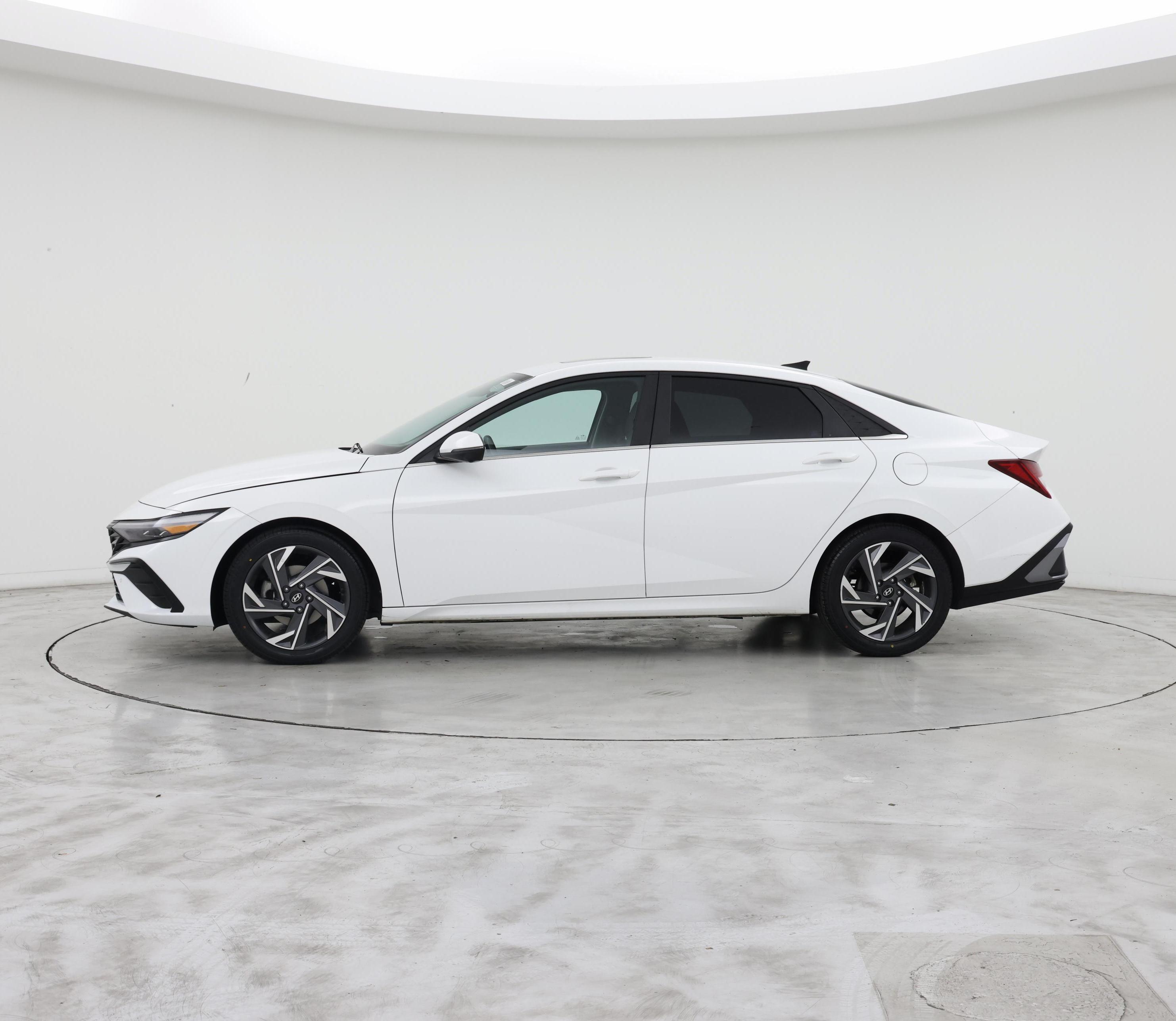 Thumbnail: 2024 Hyundai Elantra - 3
