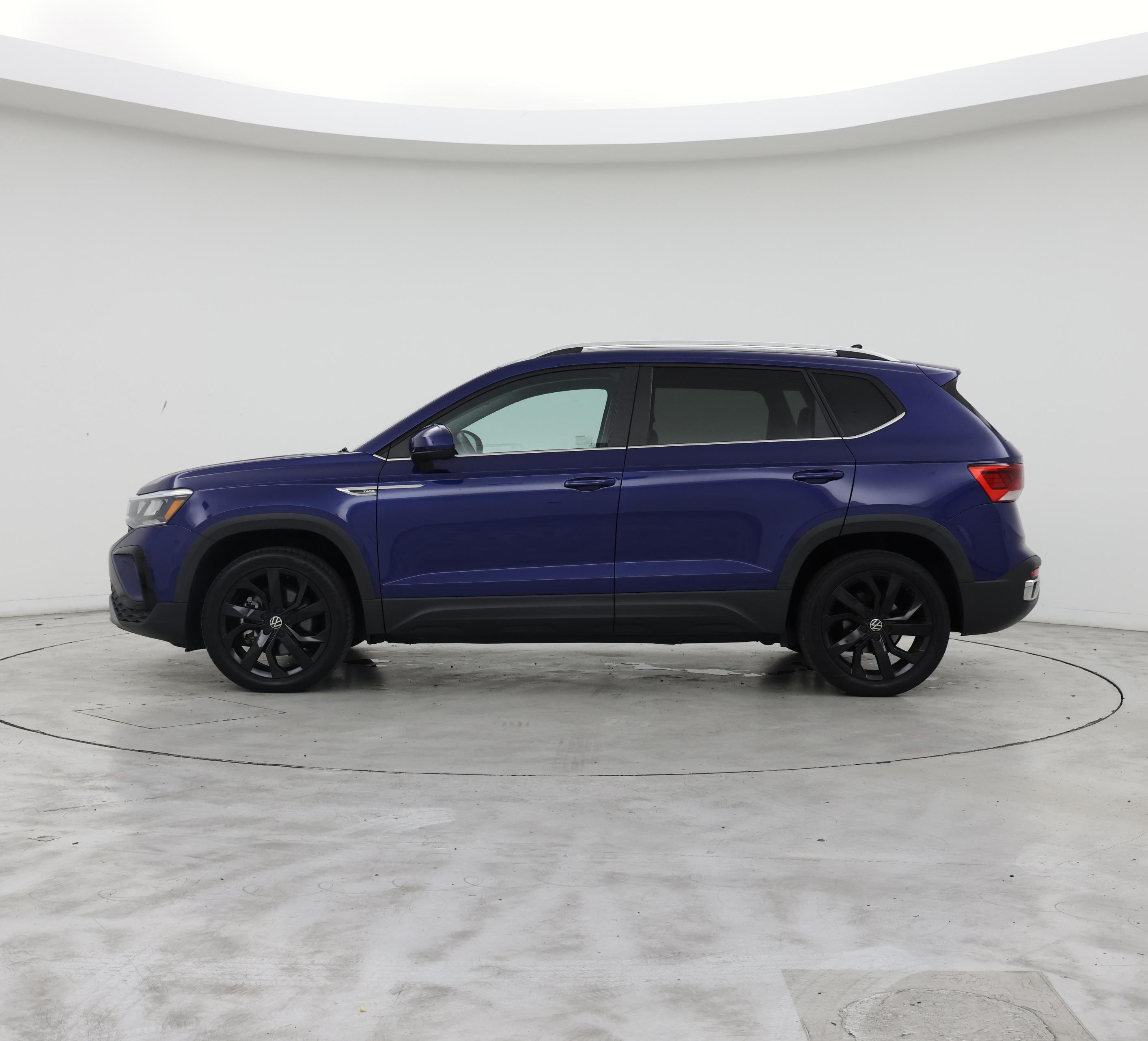 Thumbnail: 2022 Volkswagen Taos - 3